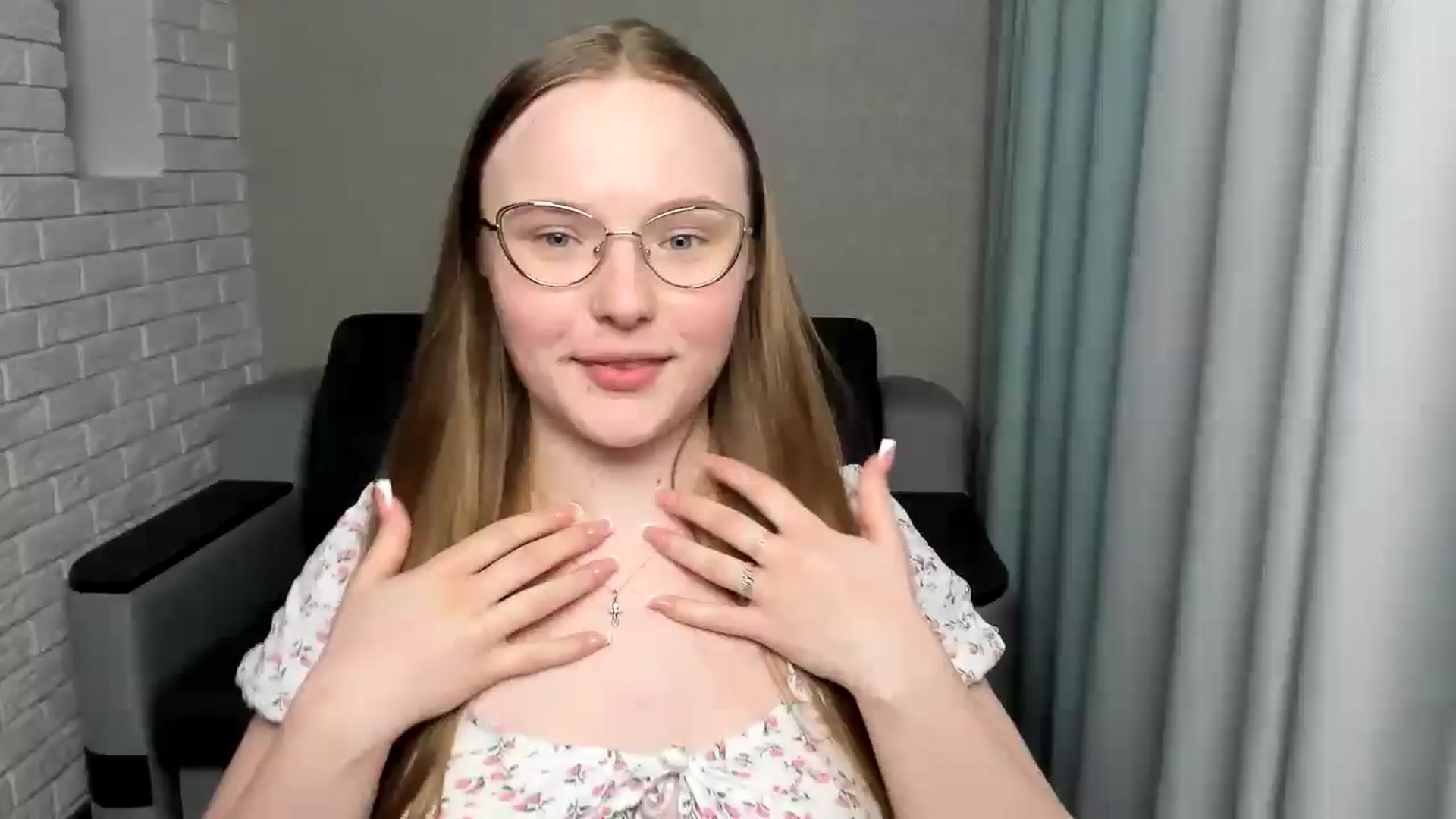 Gallery image thumbnail from Shy_Melany's myfreecams stream on, 03/06/2025, 24:21 image 3 of 20