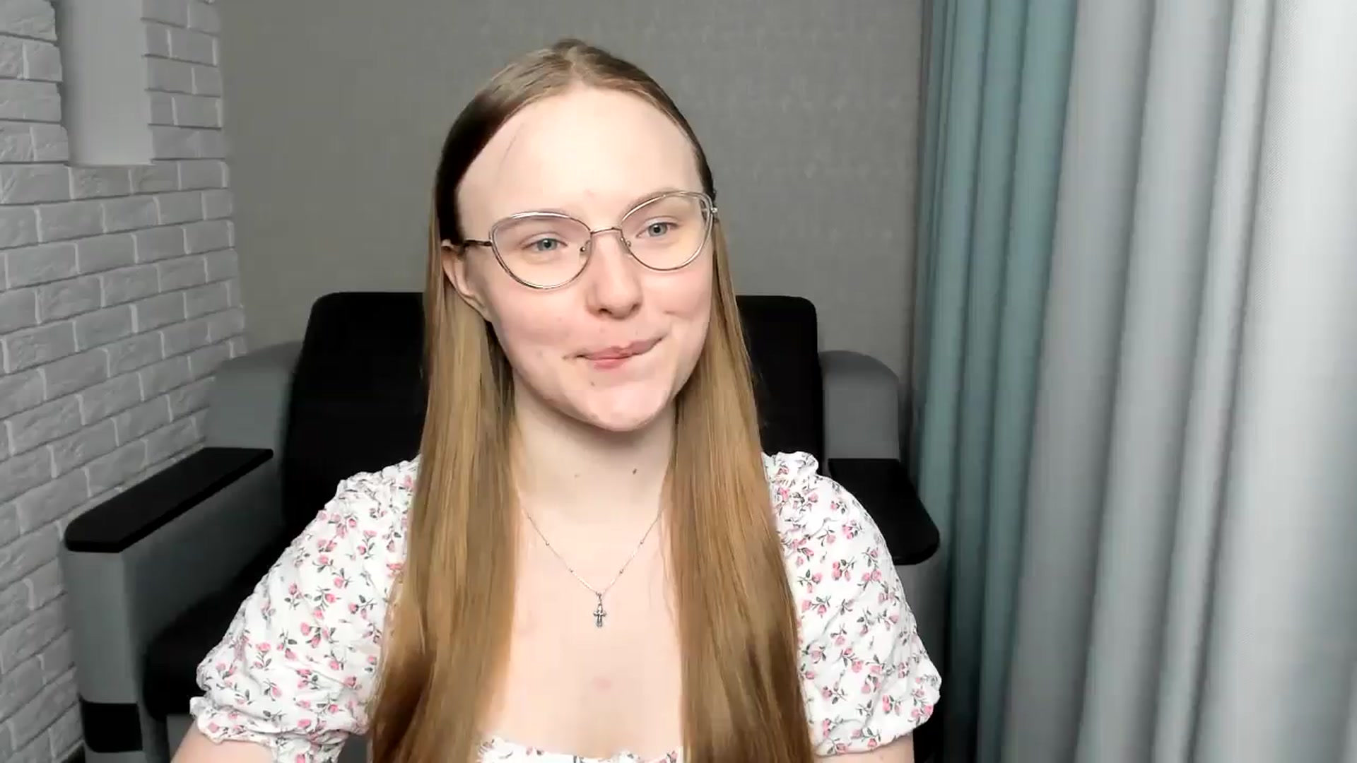 Gallery image thumbnail from Shy_Melany's myfreecams stream on, 03/06/2025, 24:21 image 12 of 20