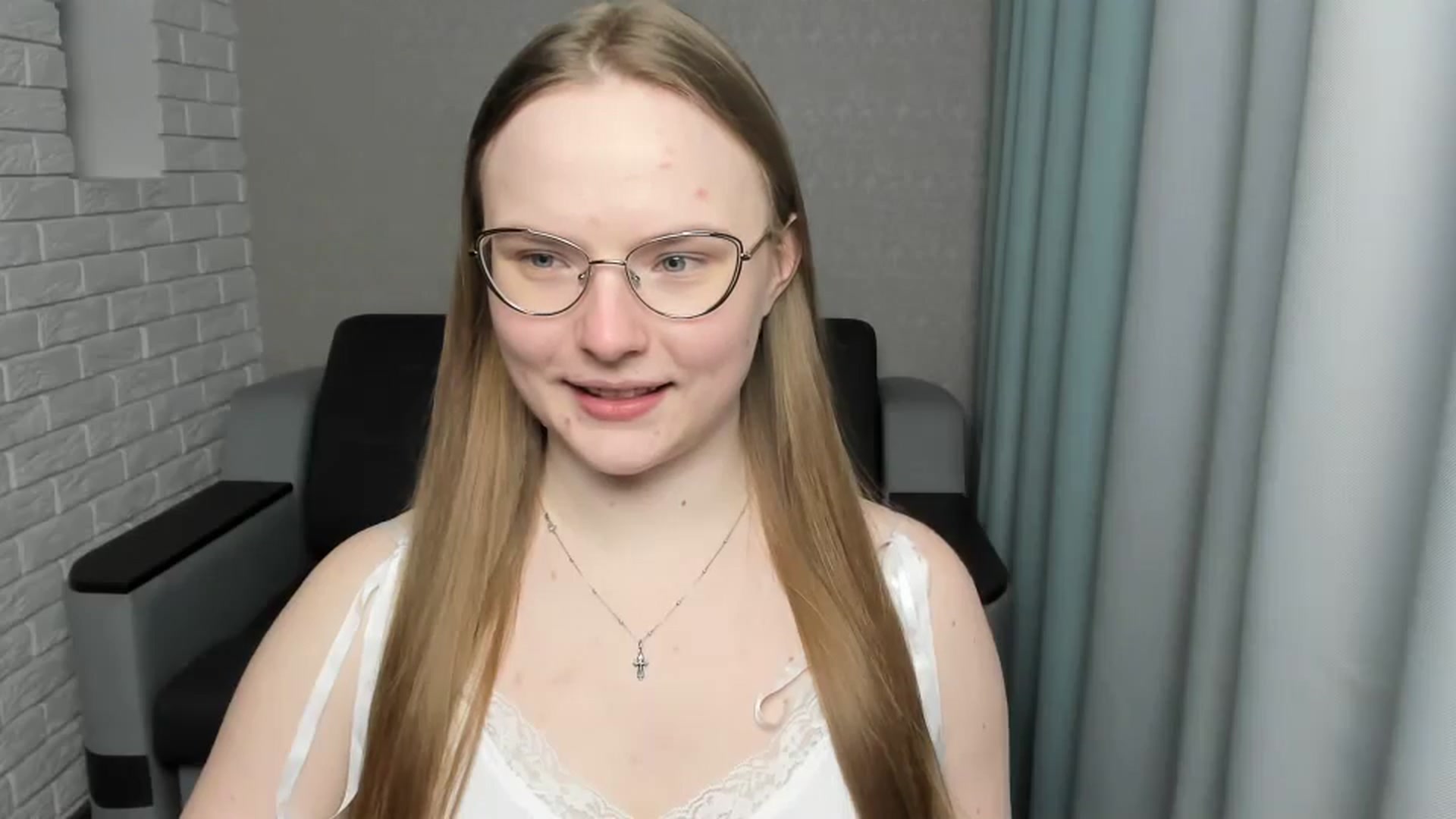 Gallery image thumbnail from Shy_Melany's myfreecams stream on, 03/08/2025, 24:31 image 2 of 20