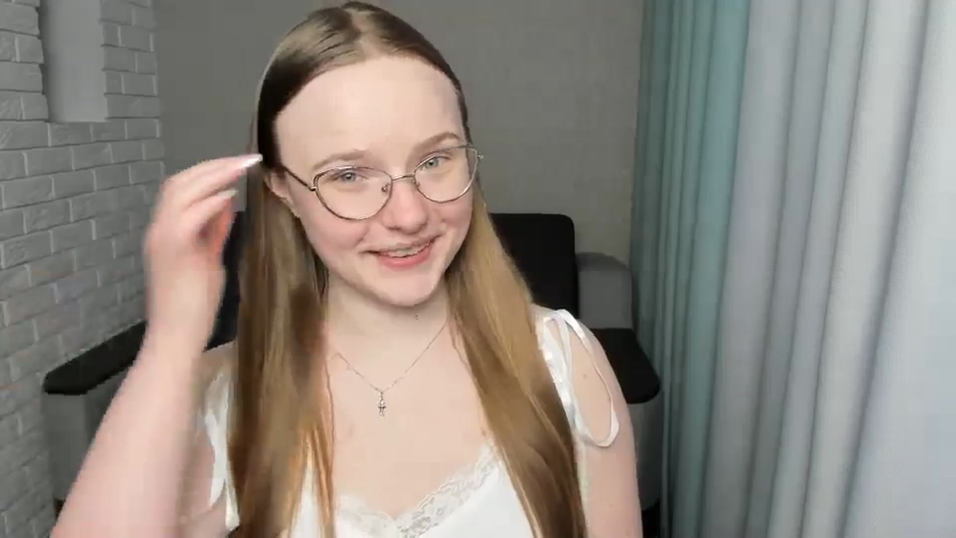 Gallery image thumbnail from Shy_Melany's myfreecams stream on, 03/11/2025, 16:05 image 6 of 20