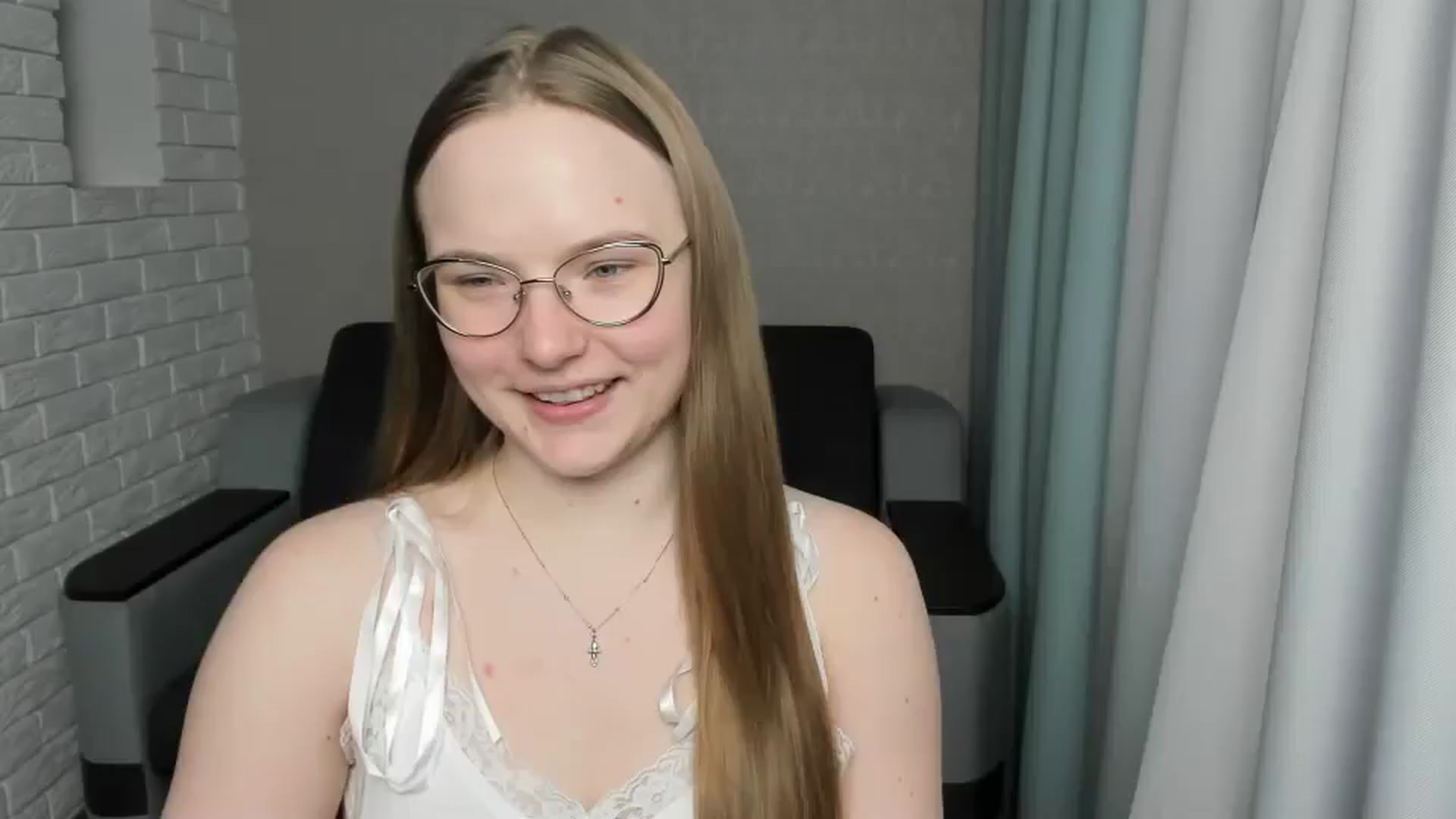 Gallery image thumbnail from Shy_Melany's myfreecams stream on, 03/13/2025, 14:06 image 1 of 20