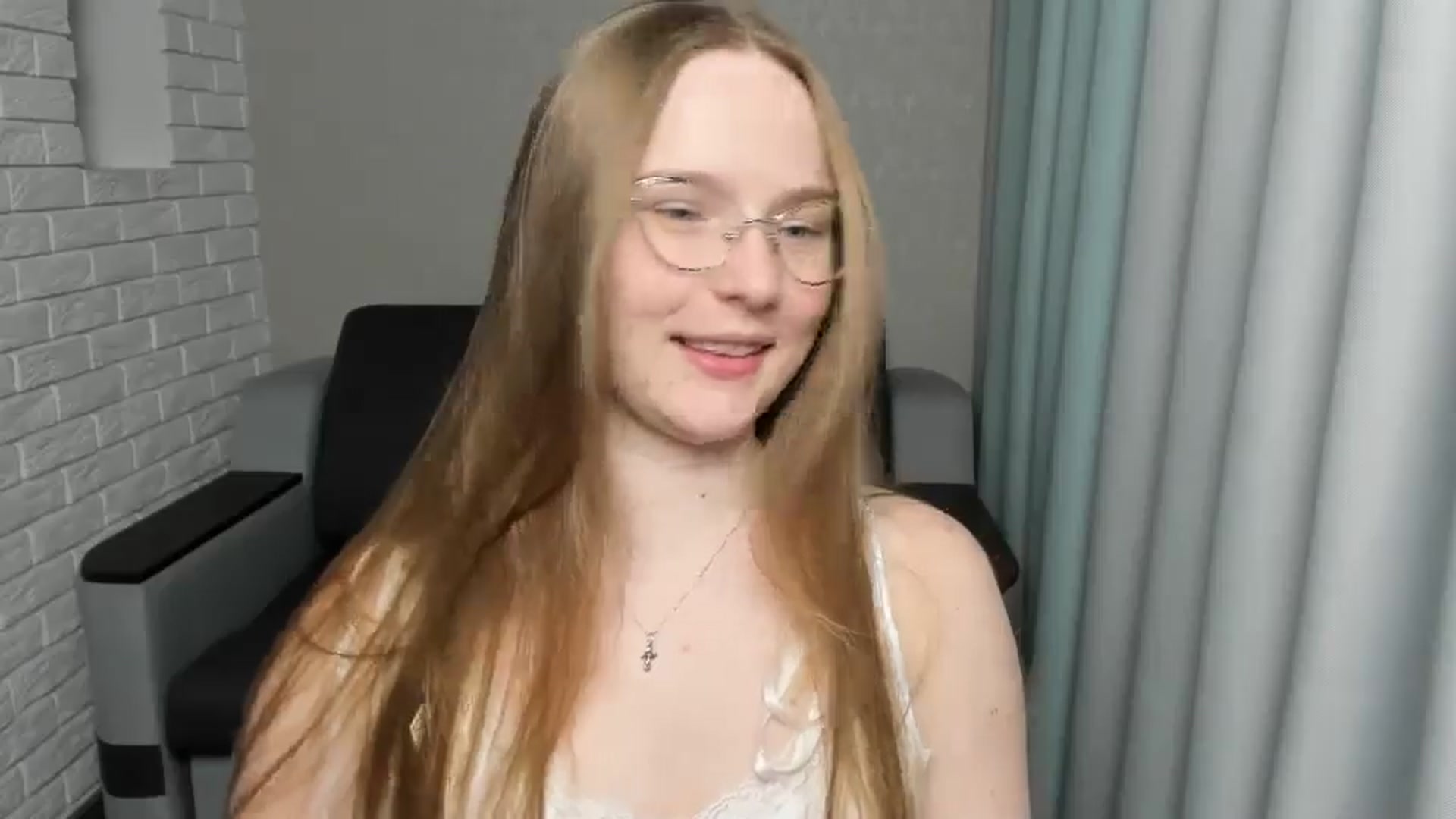 Gallery image thumbnail from Shy_Melany's myfreecams stream on, 03/14/2025, 03:34 image 11 of 20