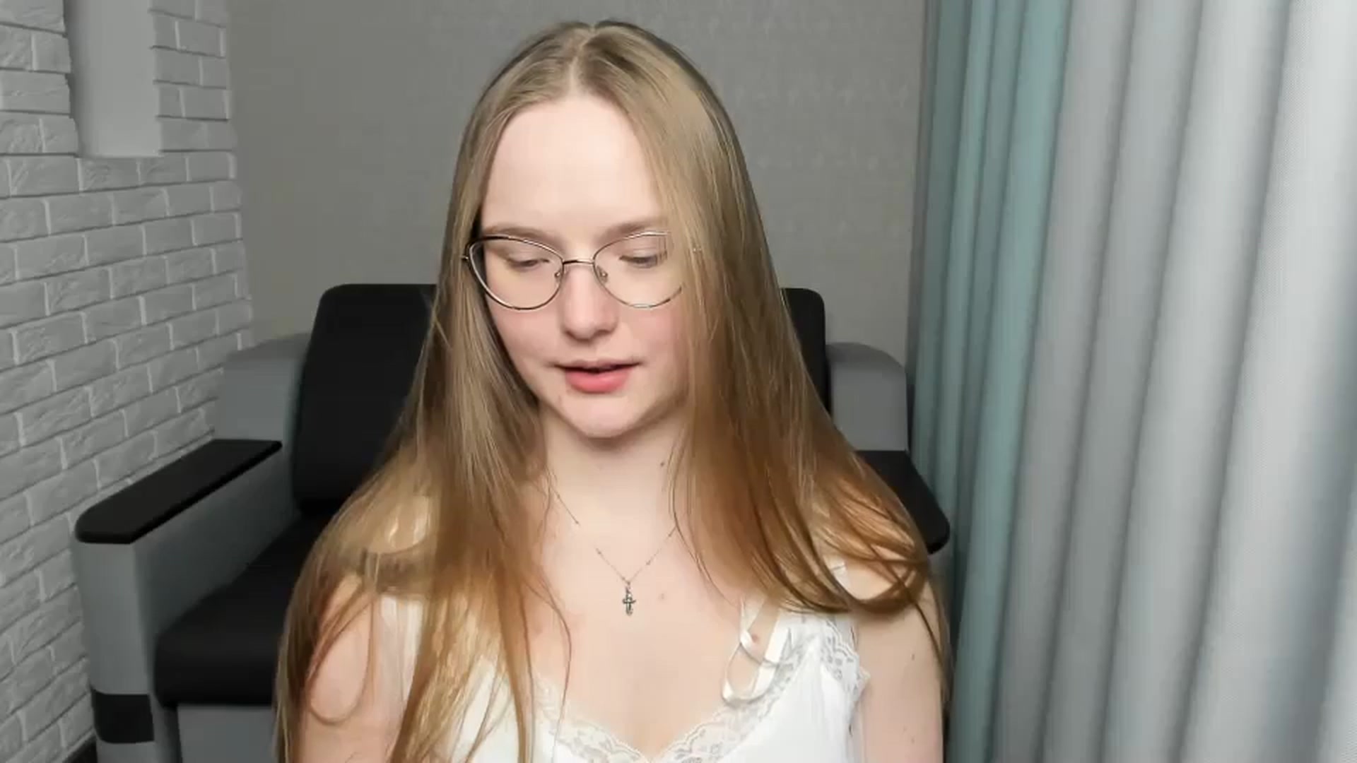 Gallery image thumbnail from Shy_Melany's myfreecams stream on, 03/14/2025, 03:34 image 8 of 20