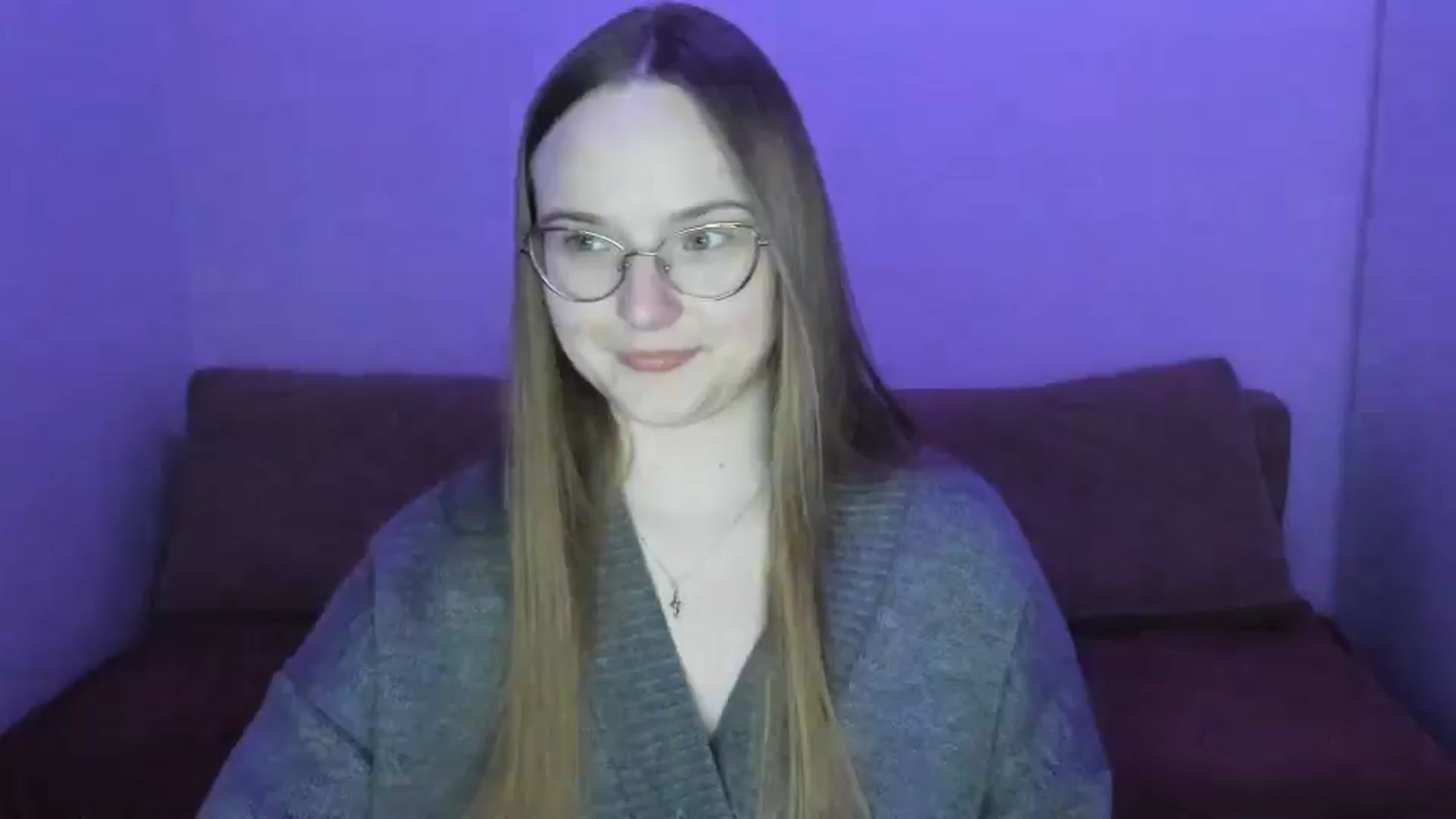 Gallery image thumbnail from Shy_Melany's myfreecams stream on, 03/20/2025, 23:05 image 14 of 20