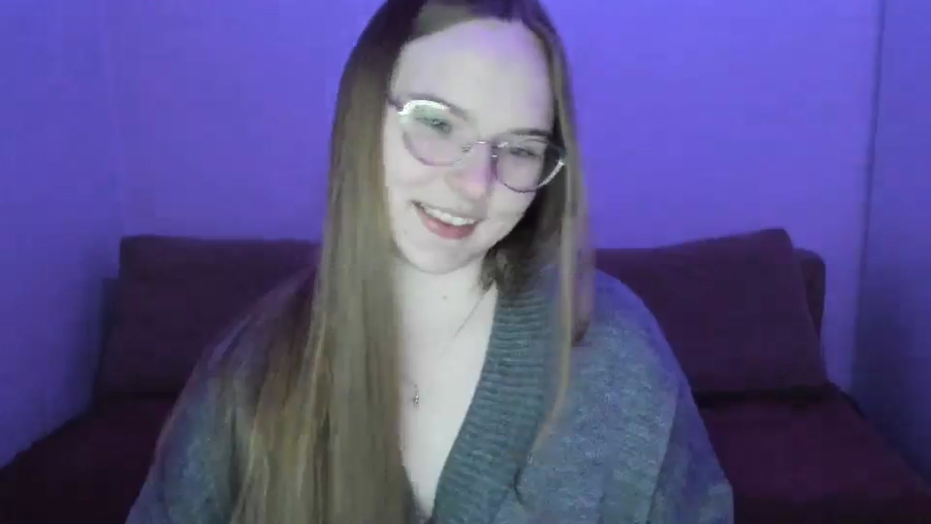 Gallery image thumbnail from Shy_Melany's myfreecams stream on, 03/21/2025, 24:37 image 8 of 20