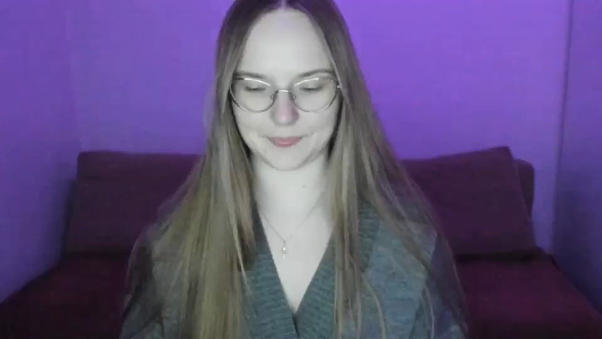 Gallery image thumbnail from Shy_Melany's myfreecams stream on, 03/21/2025, 24:37 image 10 of 20