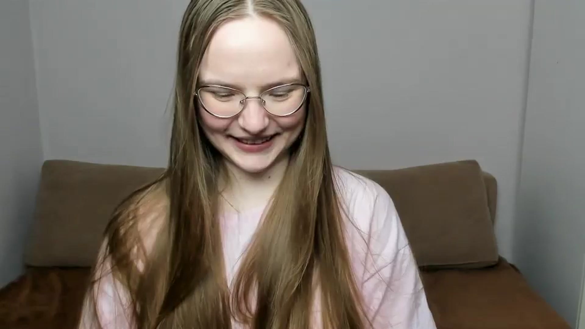 Gallery image thumbnail from Shy_Melany's myfreecams stream on, 03/24/2025, 22:52 image 10 of 20