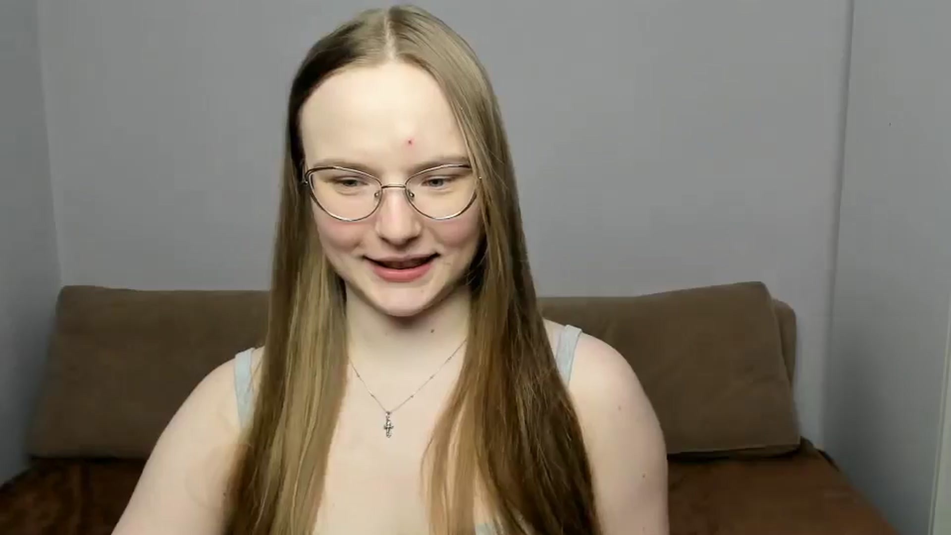 Gallery image thumbnail from Shy_Melany's myfreecams stream on, 03/26/2025, 16:31 image 15 of 20