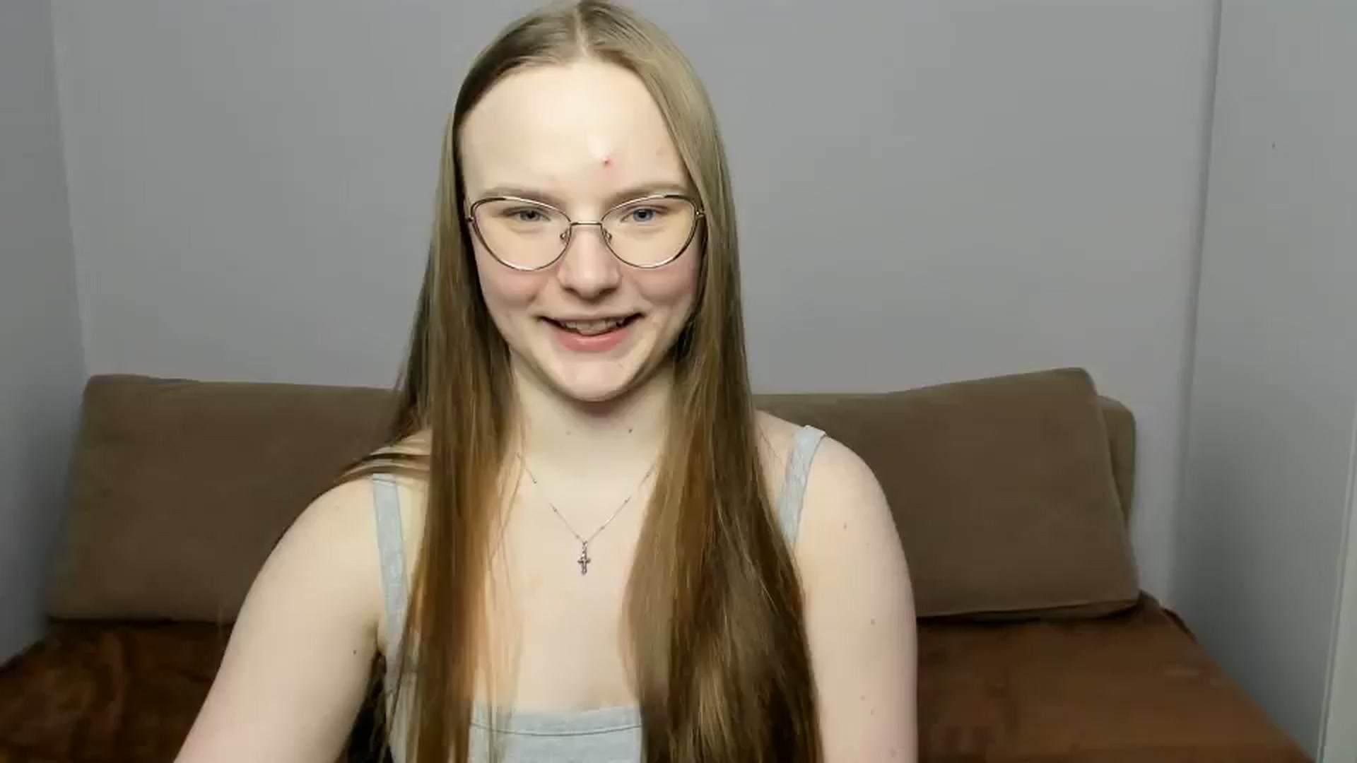 Gallery image thumbnail from Shy_Melany's myfreecams stream on, 03/26/2025, 17:22 image 12 of 20