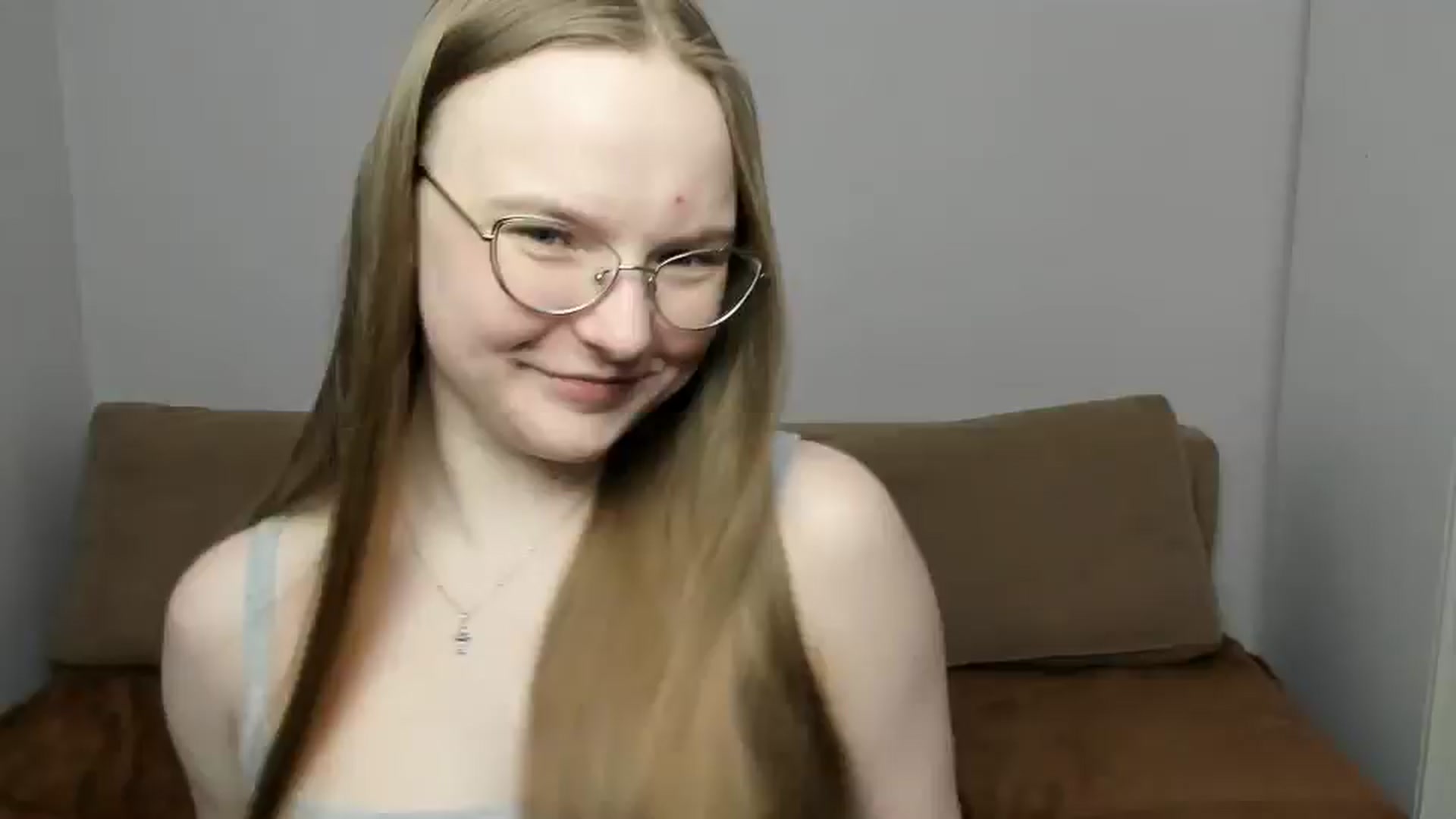 Gallery image thumbnail from Shy_Melany's myfreecams stream on, 03/26/2025, 17:22 image 10 of 20