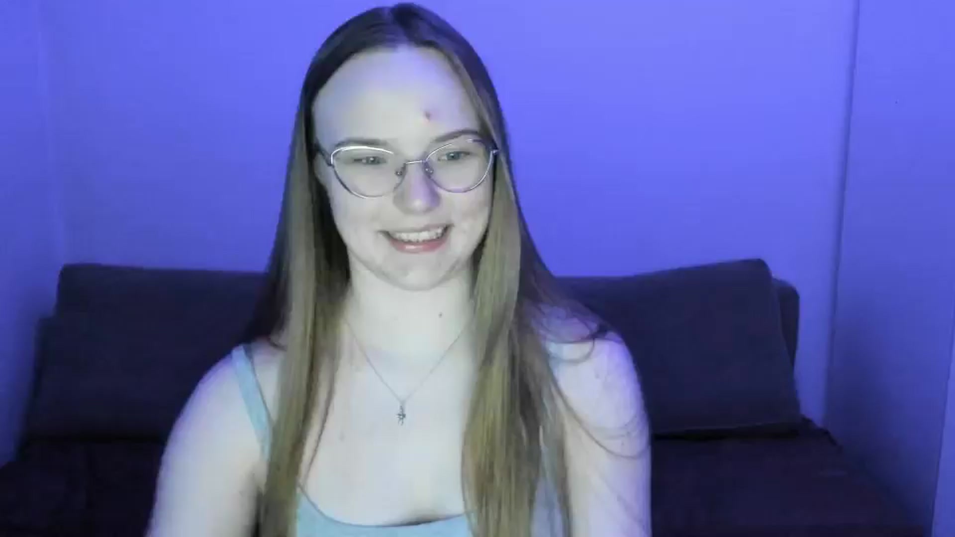 Gallery image thumbnail from Shy_Melany's myfreecams stream on, 03/26/2025, 18:48 image 17 of 20