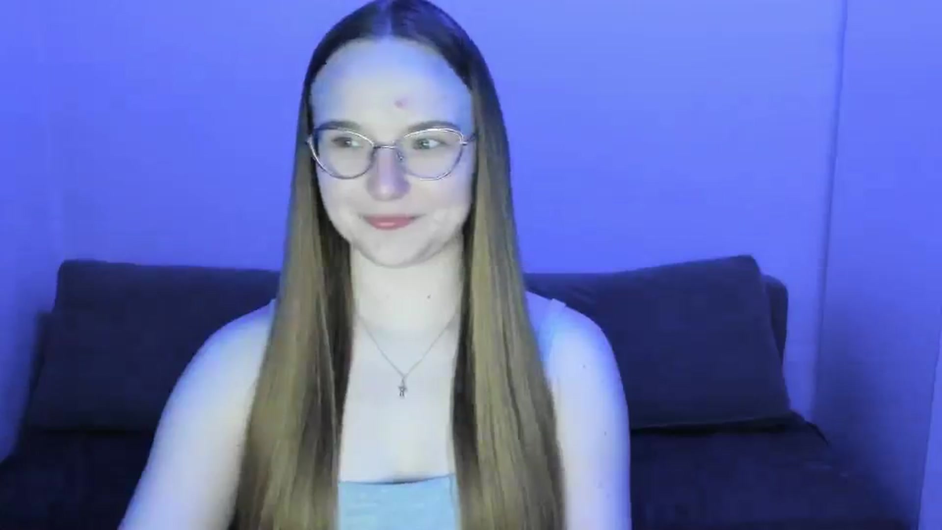 Gallery image thumbnail from Shy_Melany's myfreecams stream on, 03/26/2025, 18:48 image 10 of 20