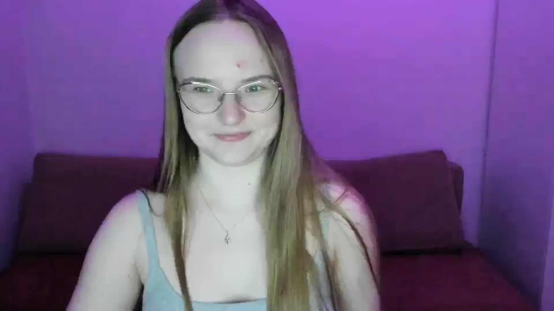 Gallery image thumbnail from Shy_Melany's myfreecams stream on, 03/26/2025, 18:48 image 15 of 20
