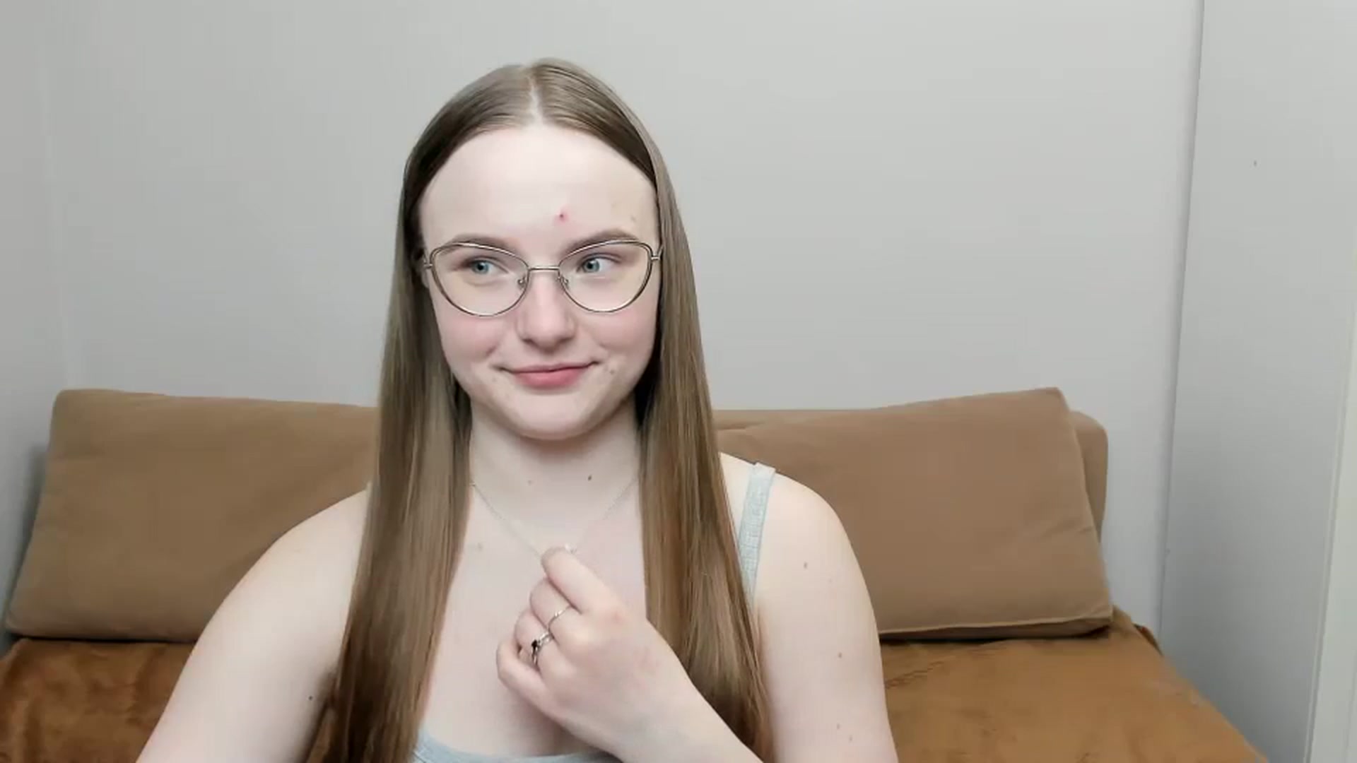 Gallery image thumbnail from Shy_Melany's myfreecams stream on, 03/27/2025, 18:44 image 9 of 20