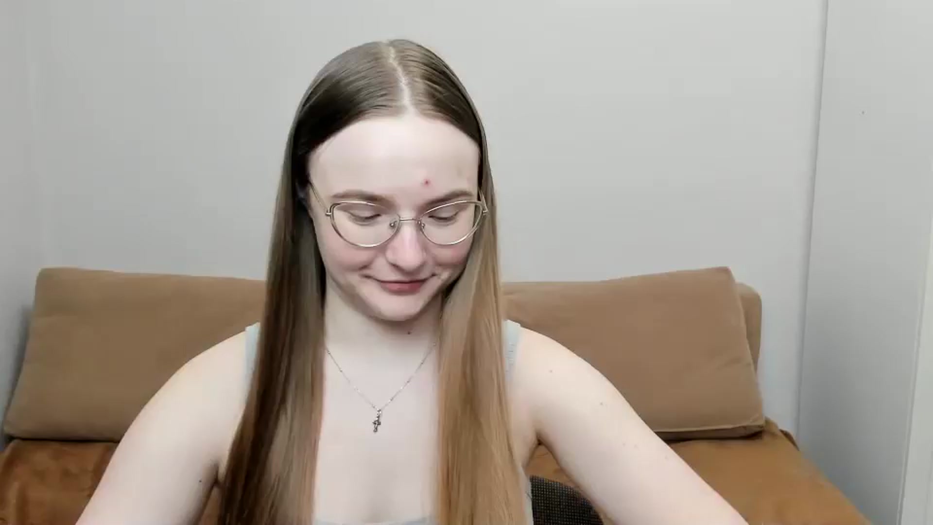 Gallery image thumbnail from Shy_Melany's myfreecams stream on, 03/27/2025, 18:44 image 8 of 20