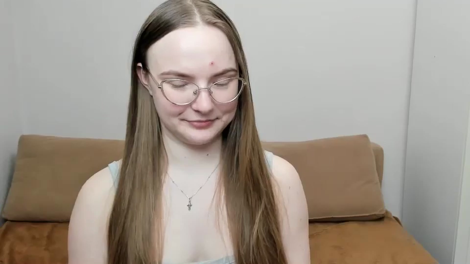 Gallery image thumbnail from Shy_Melany's myfreecams stream on, 03/27/2025, 19:18 image 18 of 20