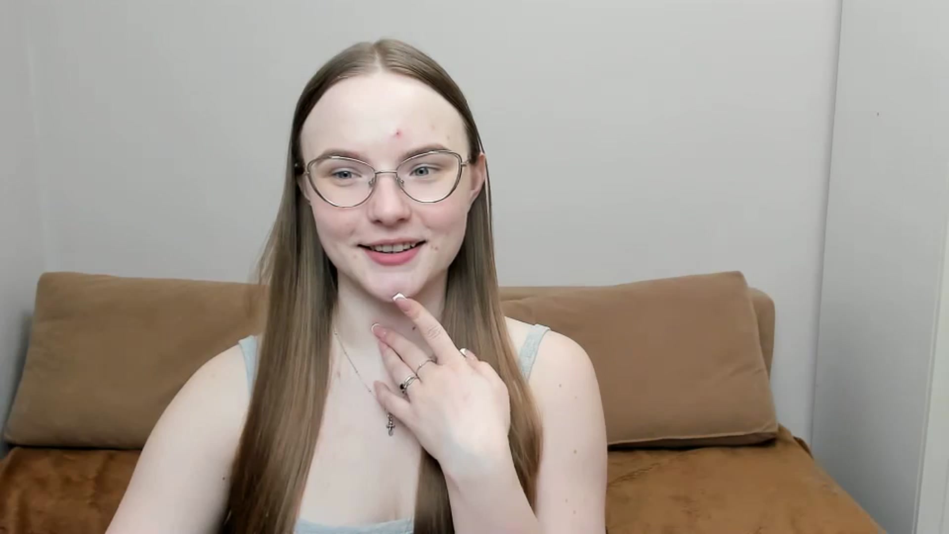 Gallery image thumbnail from Shy_Melany's myfreecams stream on, 03/27/2025, 19:18 image 6 of 20