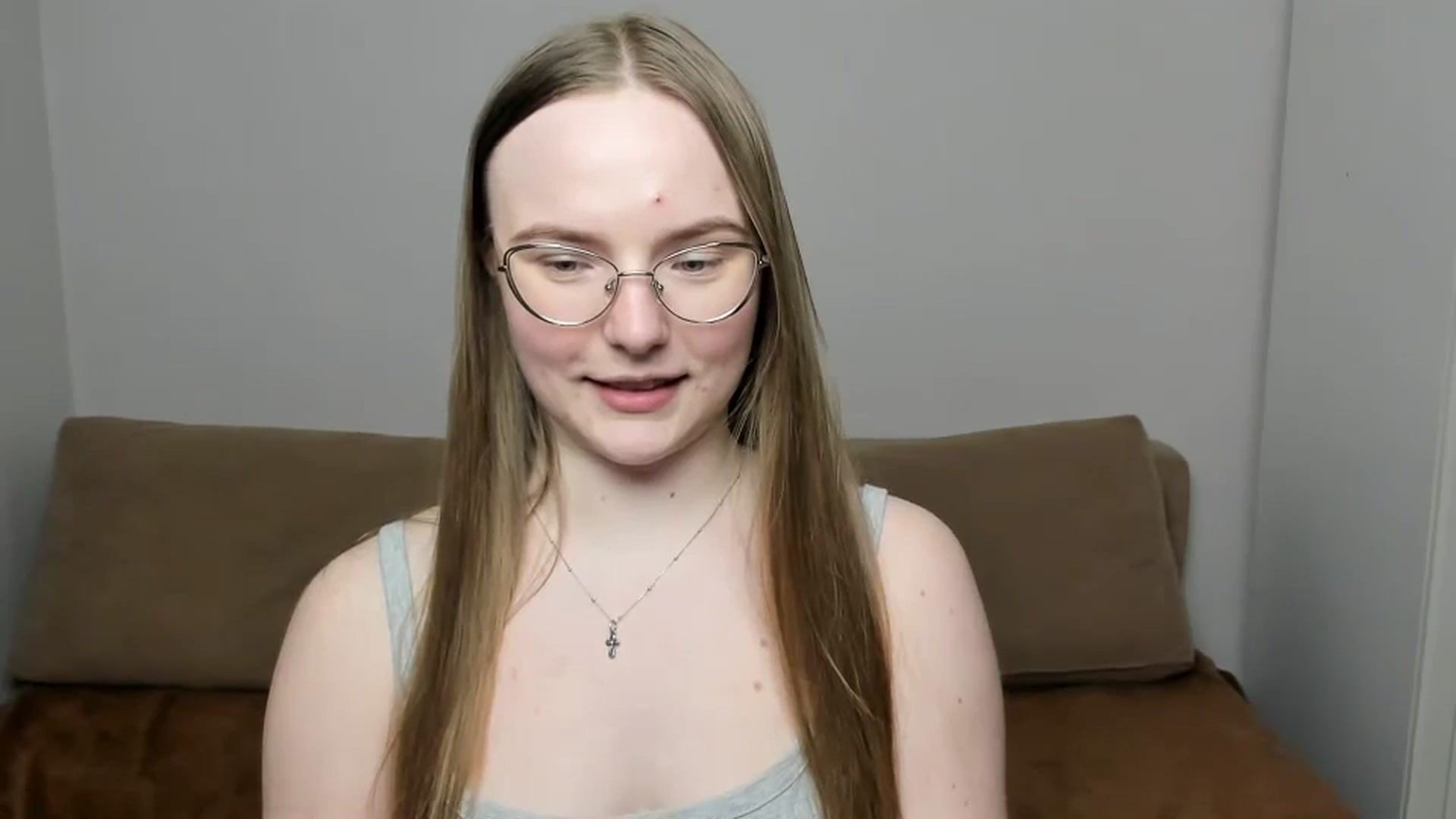 Gallery image thumbnail from Shy_Melany's myfreecams stream on, 03/27/2025, 20:34 image 4 of 20