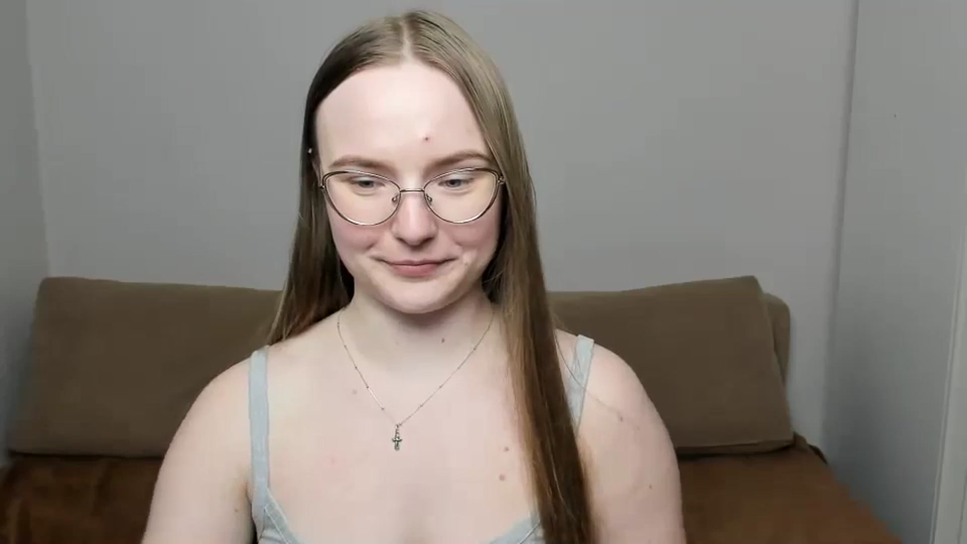 Gallery image thumbnail from Shy_Melany's myfreecams stream on, 03/27/2025, 20:34 image 11 of 20