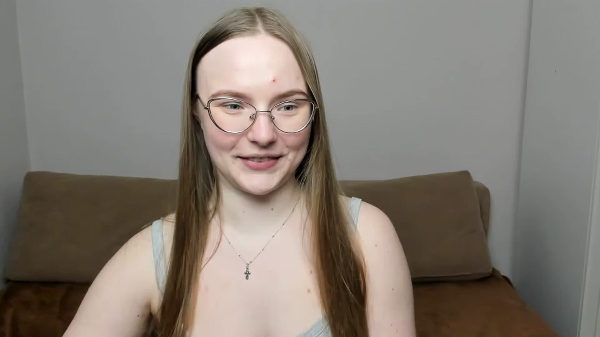 Gallery image thumbnail from Shy_Melany's myfreecams stream on, 03/27/2025, 20:34 image 5 of 20
