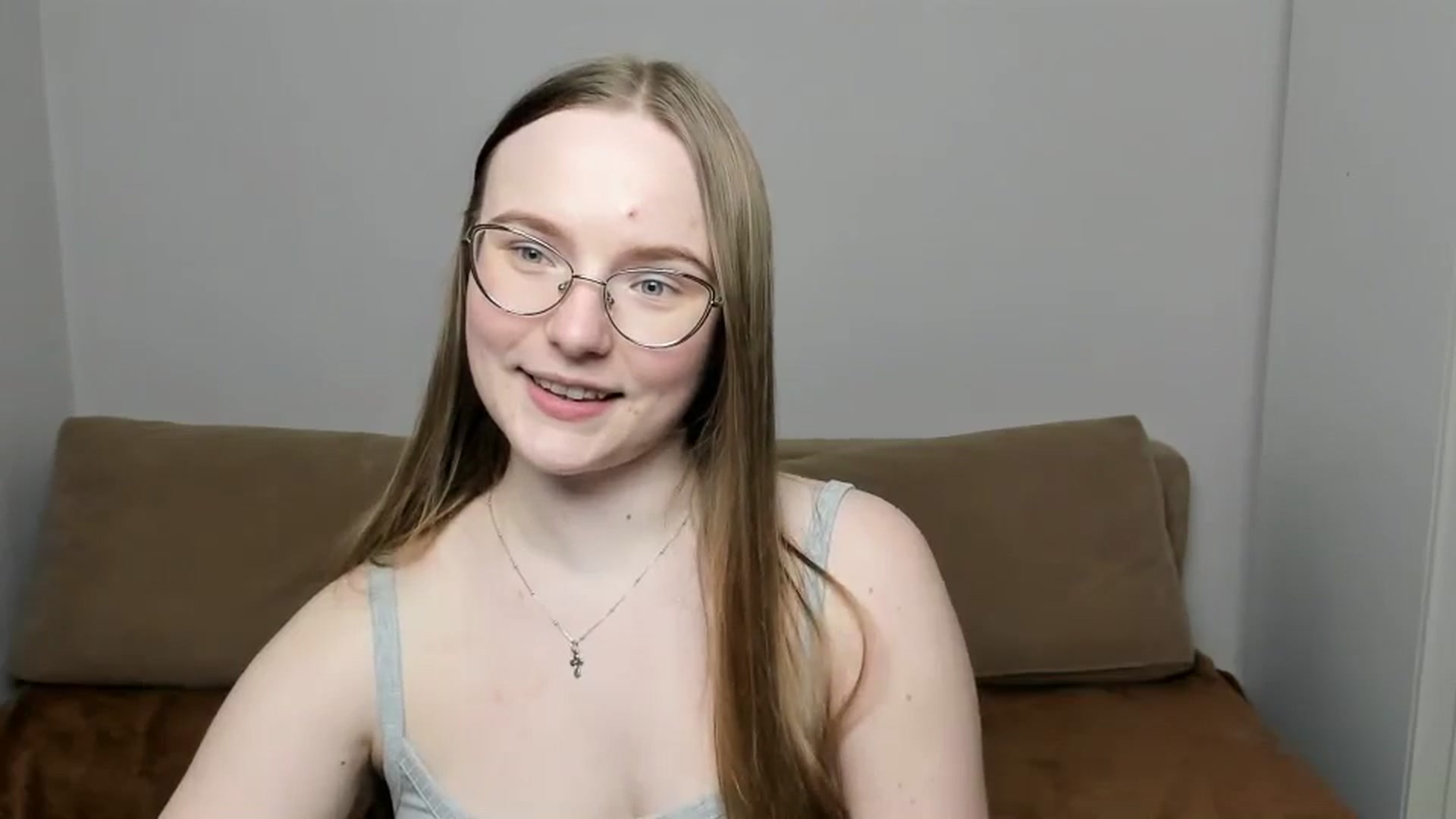 Gallery image thumbnail from Shy_Melany's myfreecams stream on, 03/27/2025, 20:34 image 13 of 20