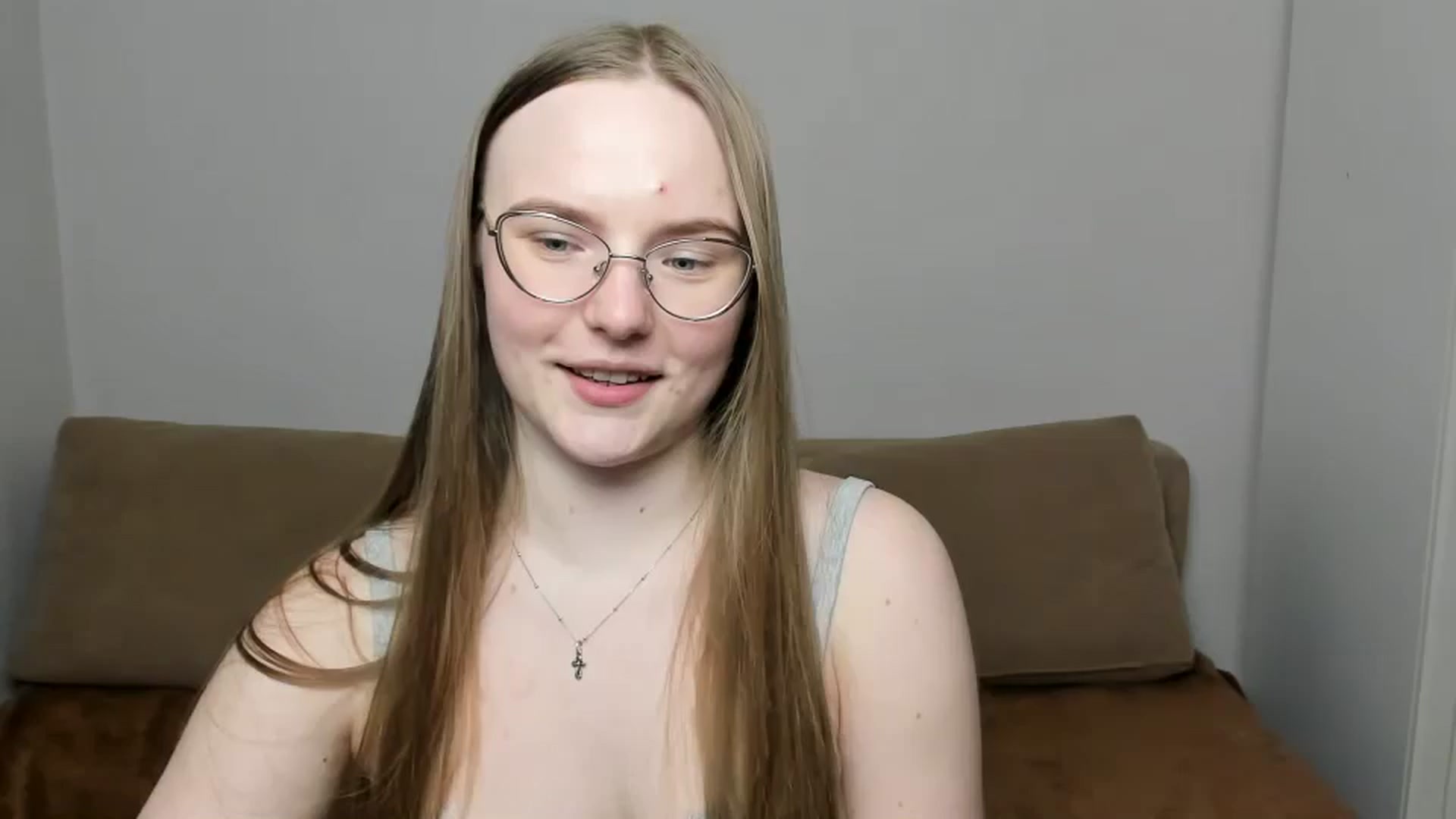 Gallery image thumbnail from Shy_Melany's myfreecams stream on, 03/27/2025, 20:34 image 3 of 20