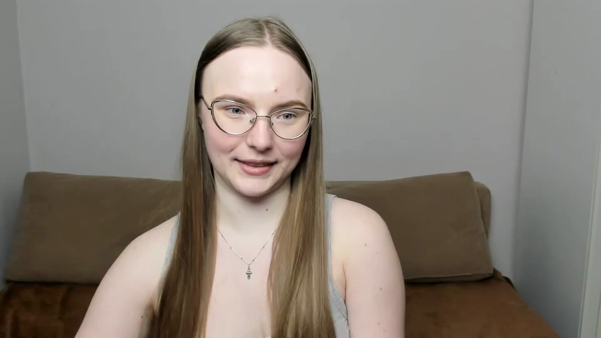 Gallery image thumbnail from Shy_Melany's myfreecams stream on, 03/27/2025, 22:17 image 9 of 20