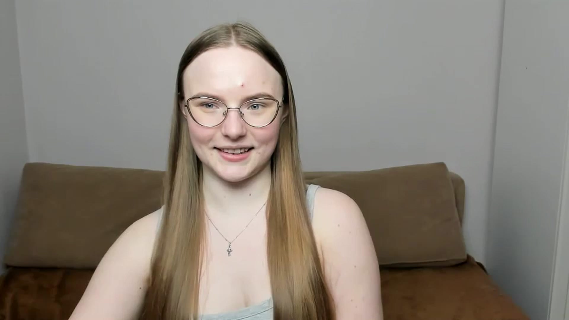 Gallery image thumbnail from Shy_Melany's myfreecams stream on, 03/27/2025, 22:17 image 12 of 20