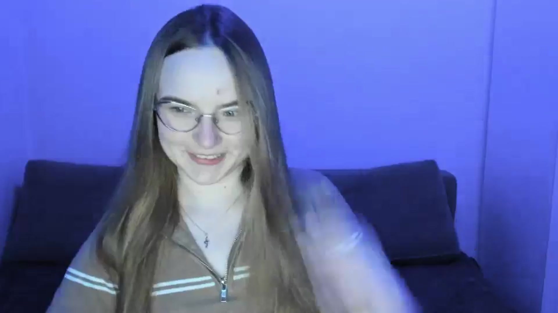 Gallery image thumbnail from Shy_Melany's myfreecams stream on, 03/28/2025, 19:08 image 3 of 20