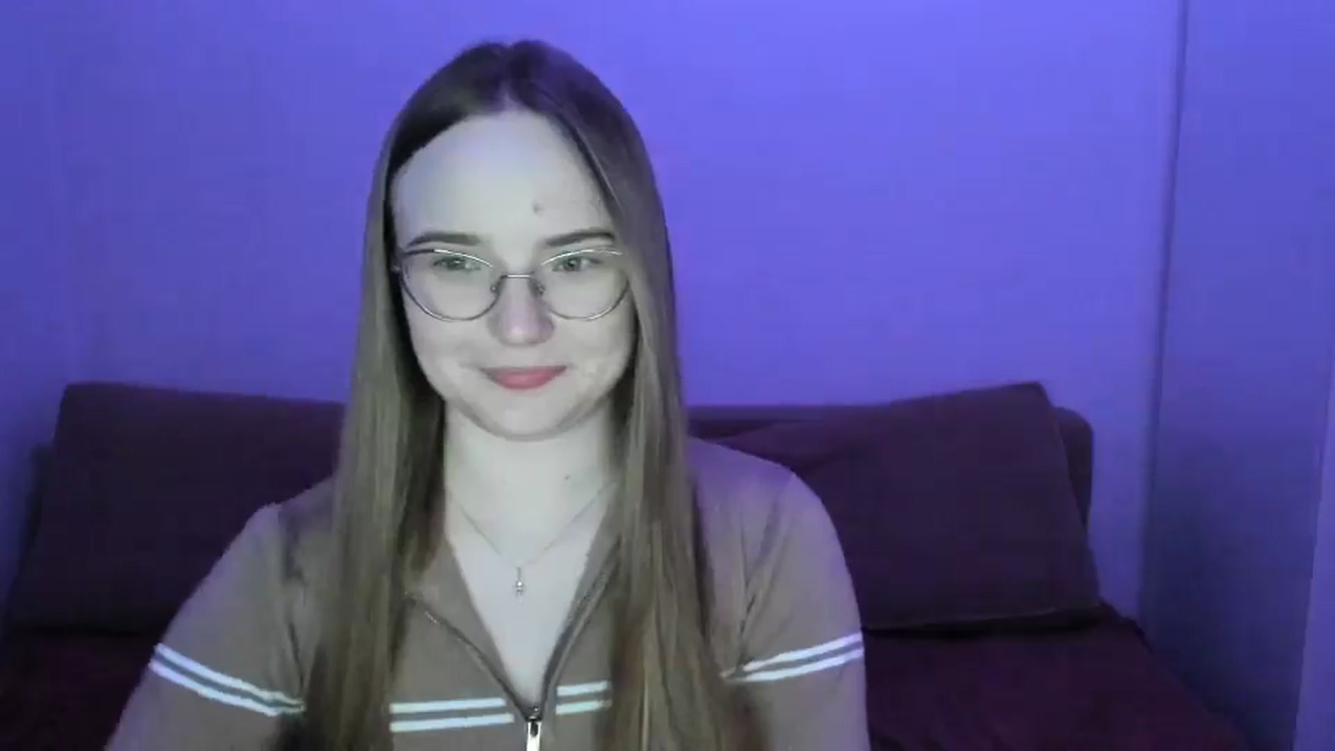 Gallery image thumbnail from Shy_Melany's myfreecams stream on, 03/28/2025, 19:08 image 20 of 20