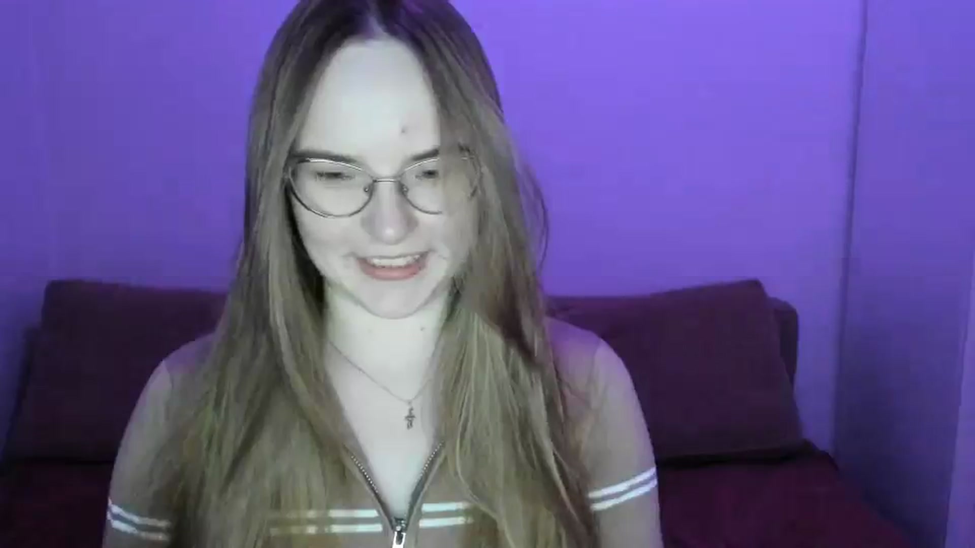 Gallery image thumbnail from Shy_Melany's myfreecams stream on, 03/28/2025, 19:08 image 5 of 20