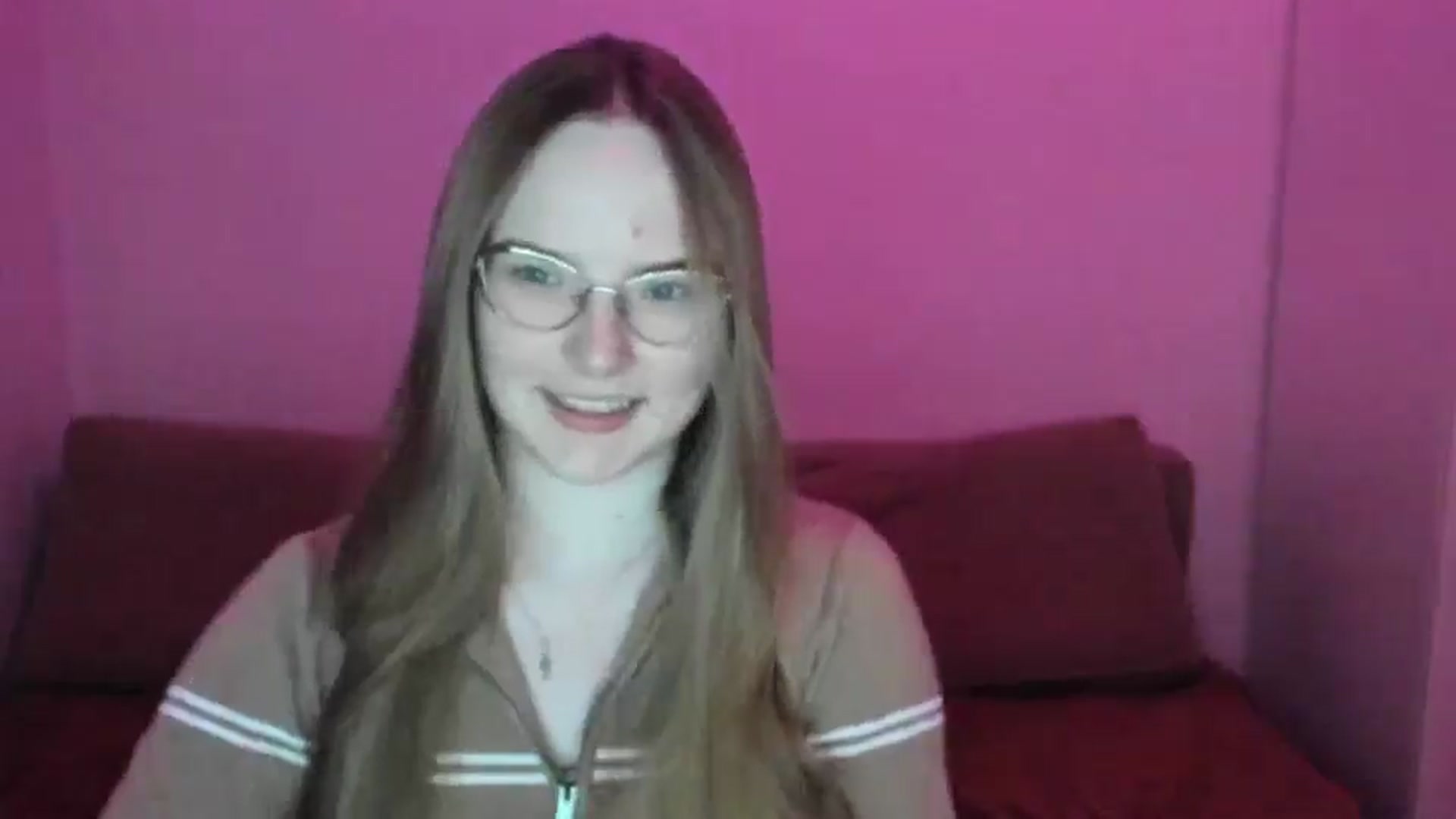 Gallery image thumbnail from Shy_Melany's myfreecams stream on, 03/28/2025, 19:08 image 2 of 20
