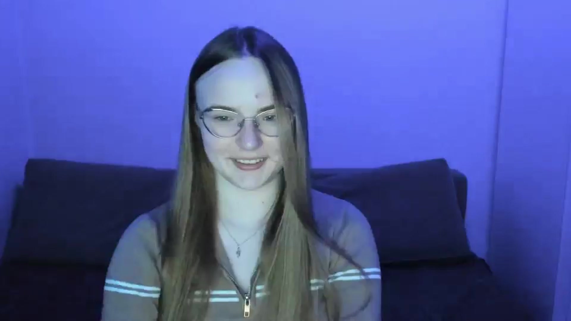 Gallery image thumbnail from Shy_Melany's myfreecams stream on, 03/28/2025, 22:32 image 2 of 20