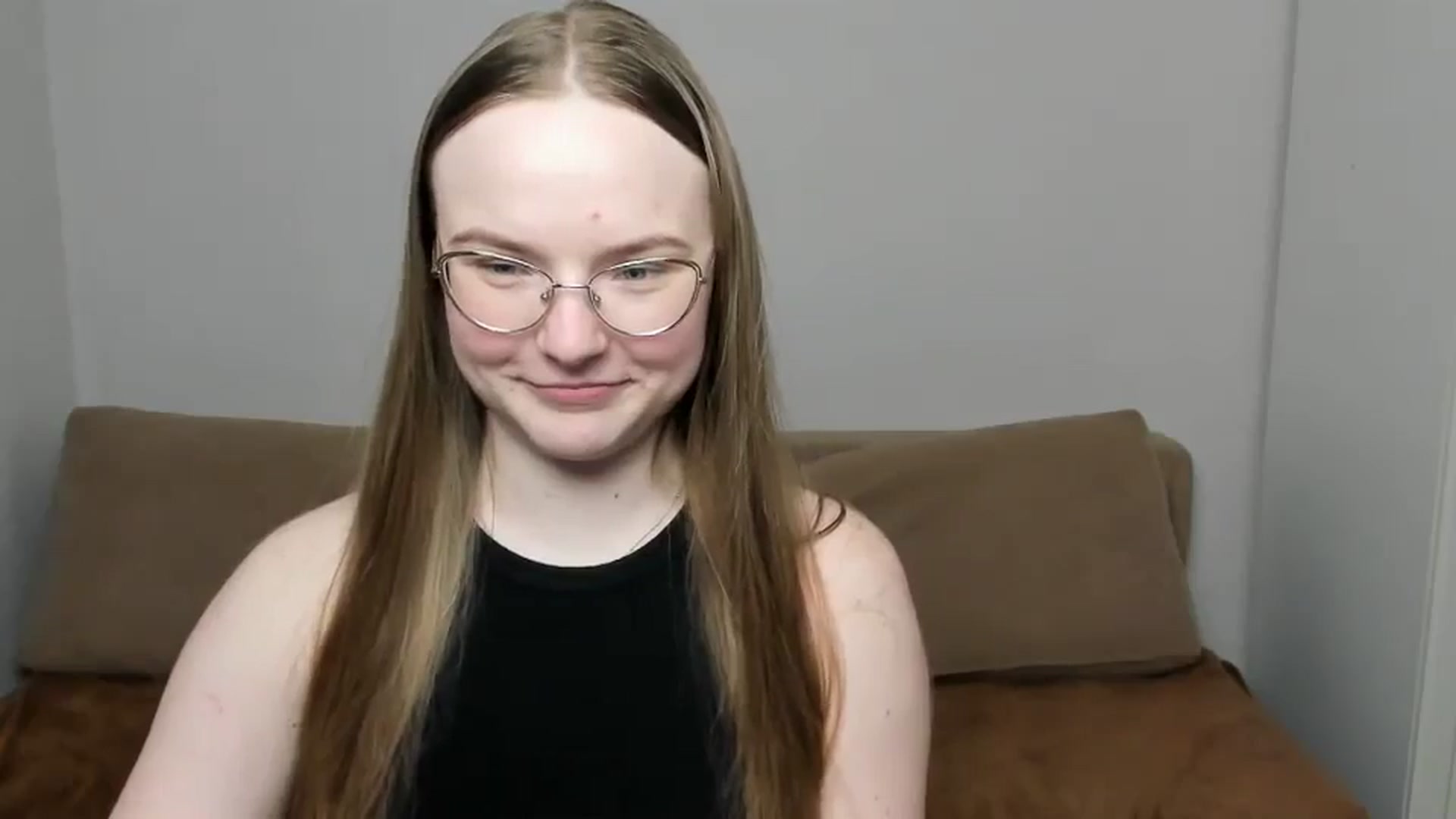Gallery image thumbnail from Shy_Melany's myfreecams stream on, 03/30/2025, 15:24 image 13 of 20