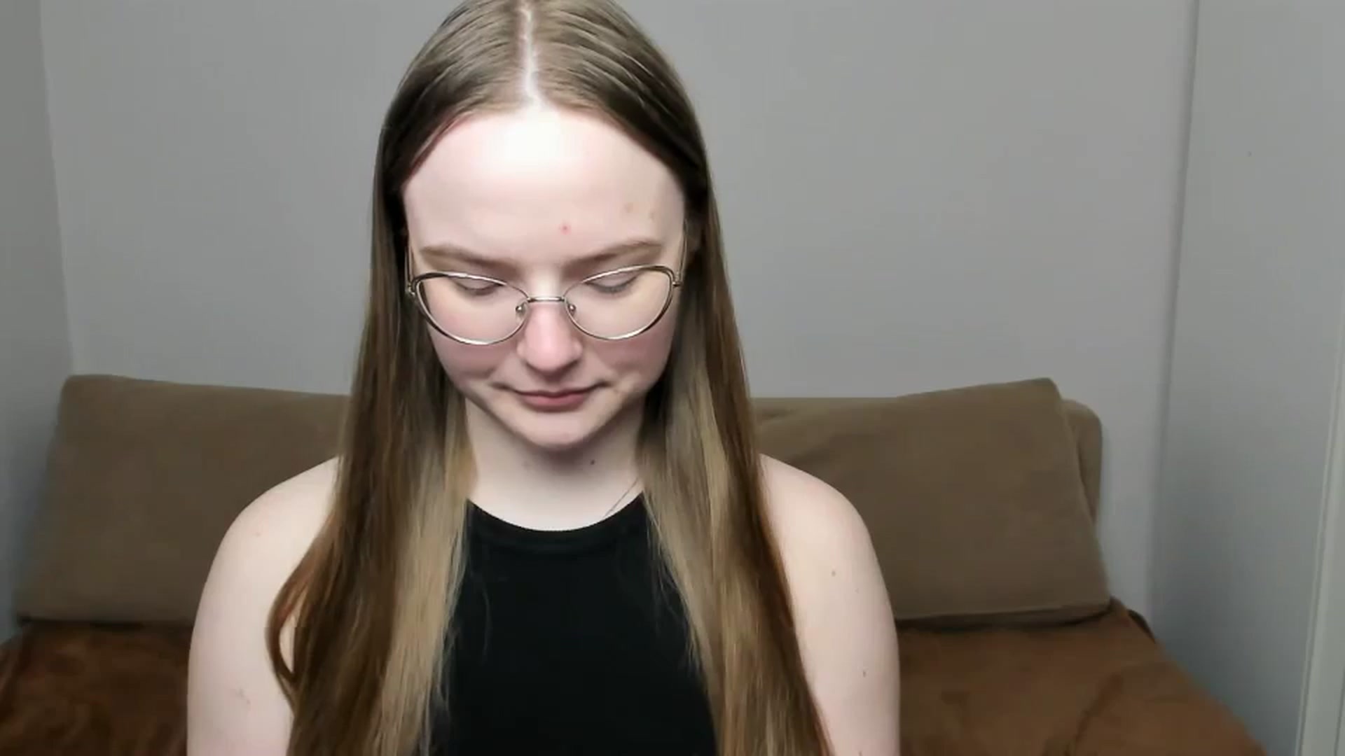 Gallery image thumbnail from Shy_Melany's myfreecams stream on, 03/30/2025, 16:42 image 13 of 20