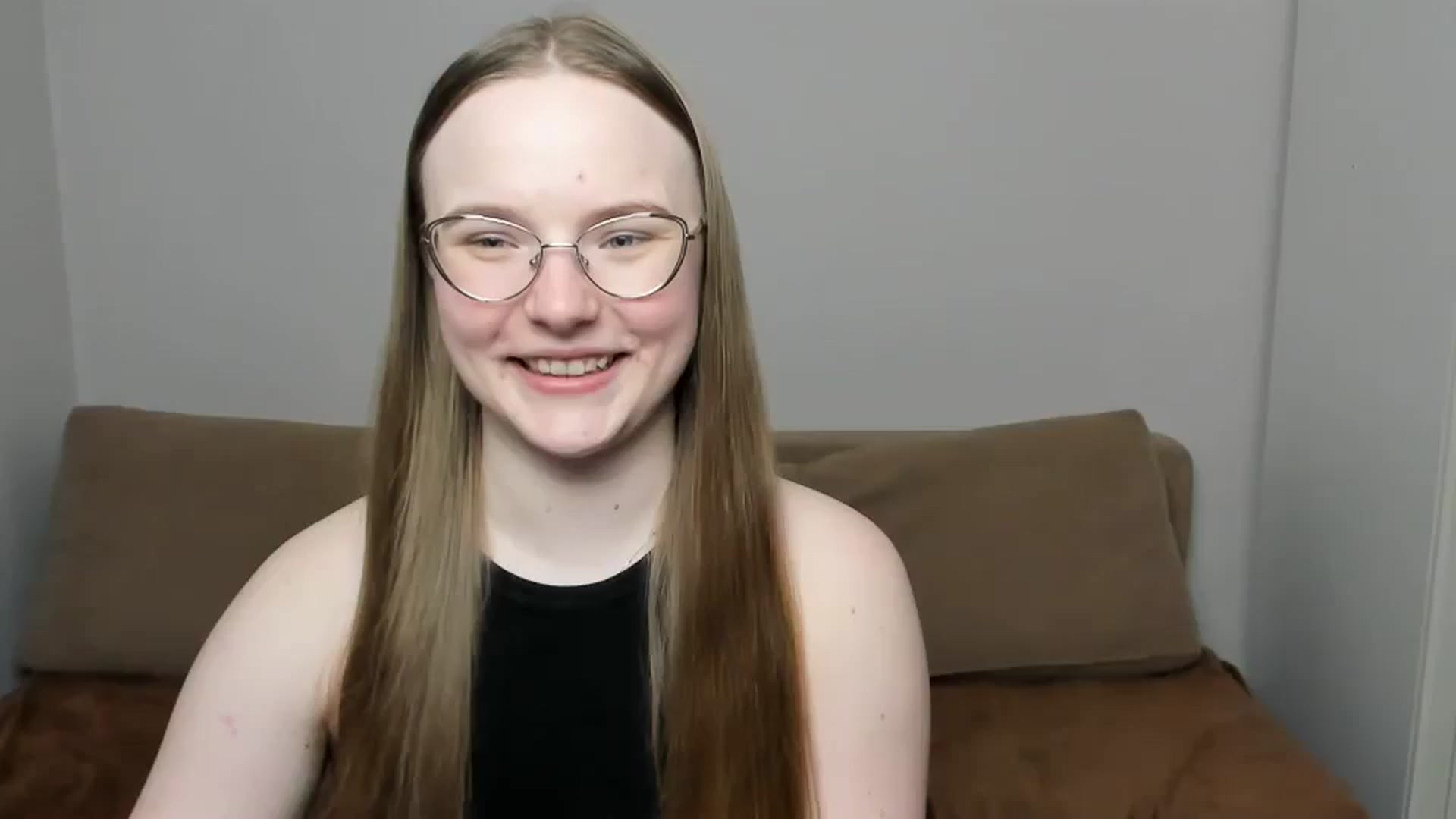 Gallery image thumbnail from Shy_Melany's myfreecams stream on, 03/30/2025, 16:42 image 1 of 20