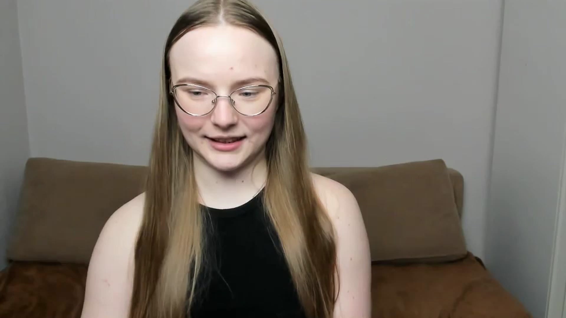 Gallery image thumbnail from Shy_Melany's myfreecams stream on, 03/30/2025, 16:42 image 10 of 20