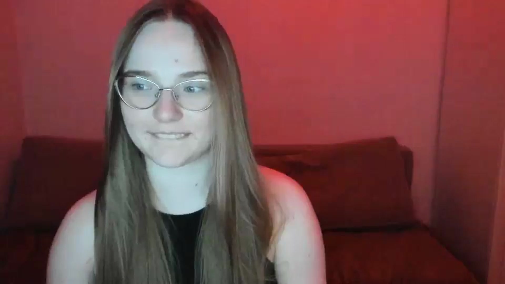 Gallery image thumbnail from Shy_Melany's myfreecams stream on, 03/30/2025, 23:32 image 13 of 20