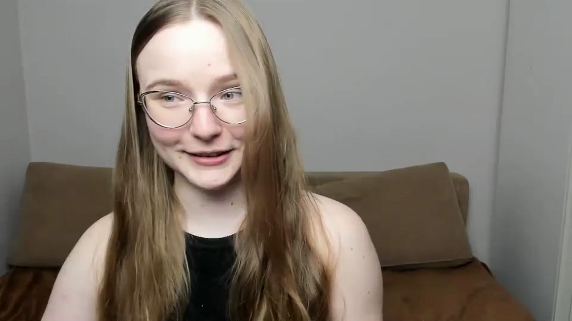 Gallery image thumbnail from Shy_Melany's myfreecams stream on, 03/31/2025, 15:32 image 20 of 20