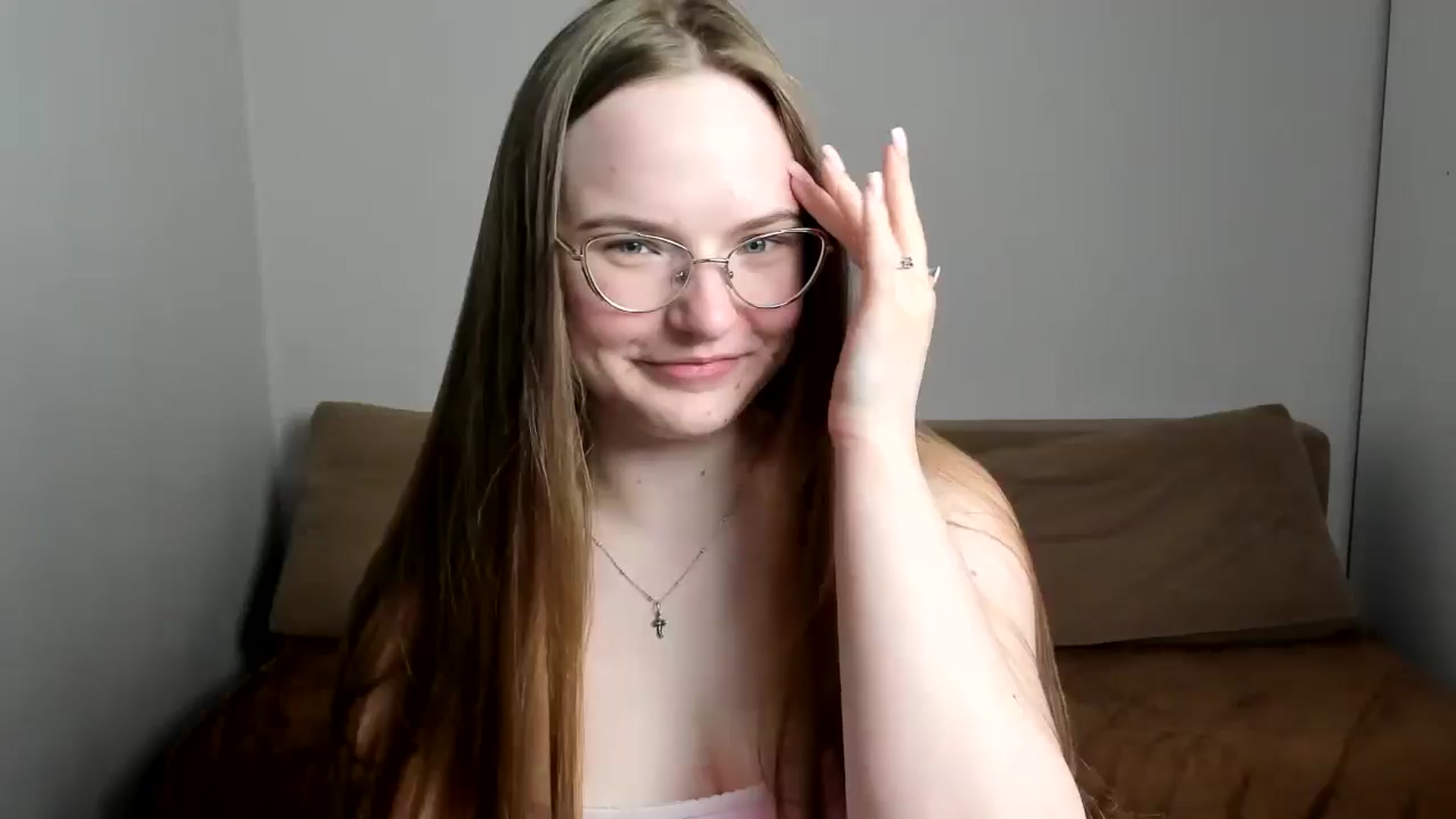 Gallery image thumbnail from Shy_Melany's myfreecams stream on, 04/05/2025, 15:47 image 18 of 20