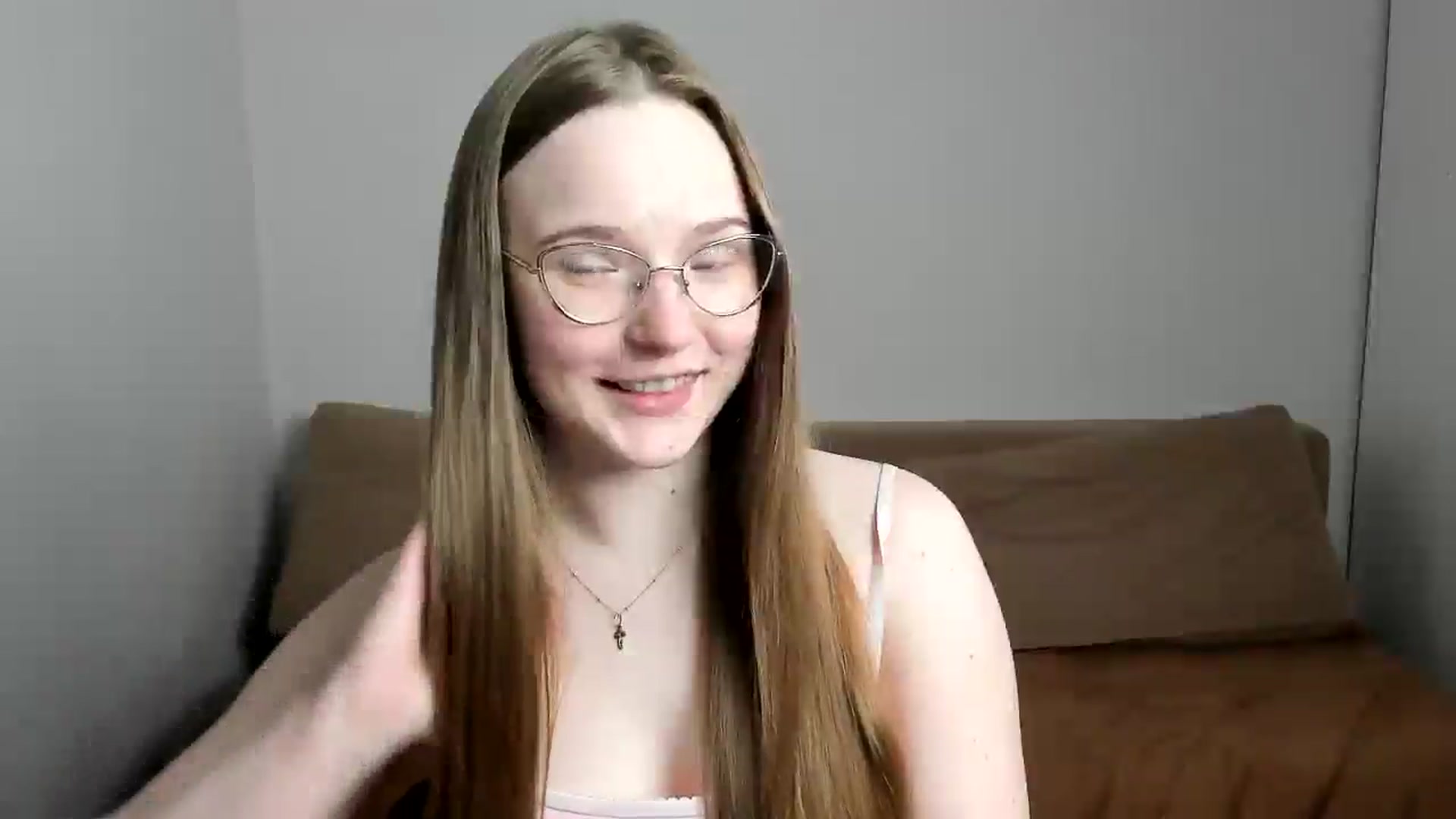 Gallery image thumbnail from Shy_Melany's myfreecams stream on, 04/05/2025, 15:47 image 3 of 20