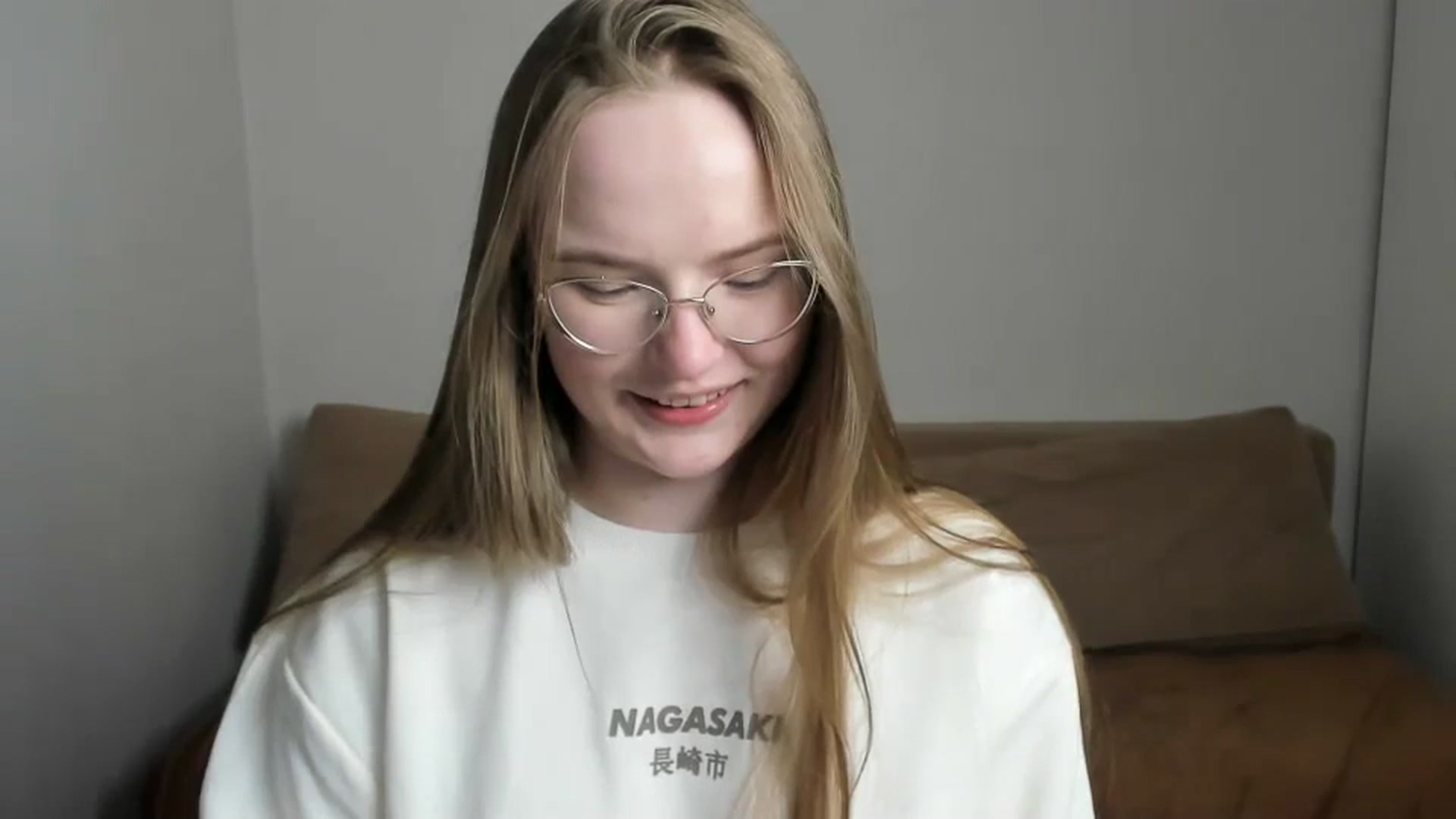 Gallery image thumbnail from Shy_Melany's myfreecams stream on, 04/05/2025, 22:37 image 4 of 20