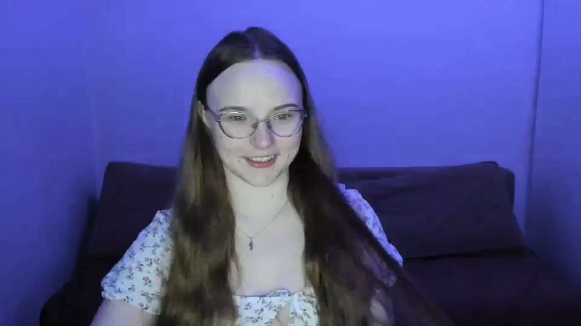 Gallery image thumbnail from Shy_Melany's myfreecams stream on, 04/07/2025, 18:42 image 9 of 20