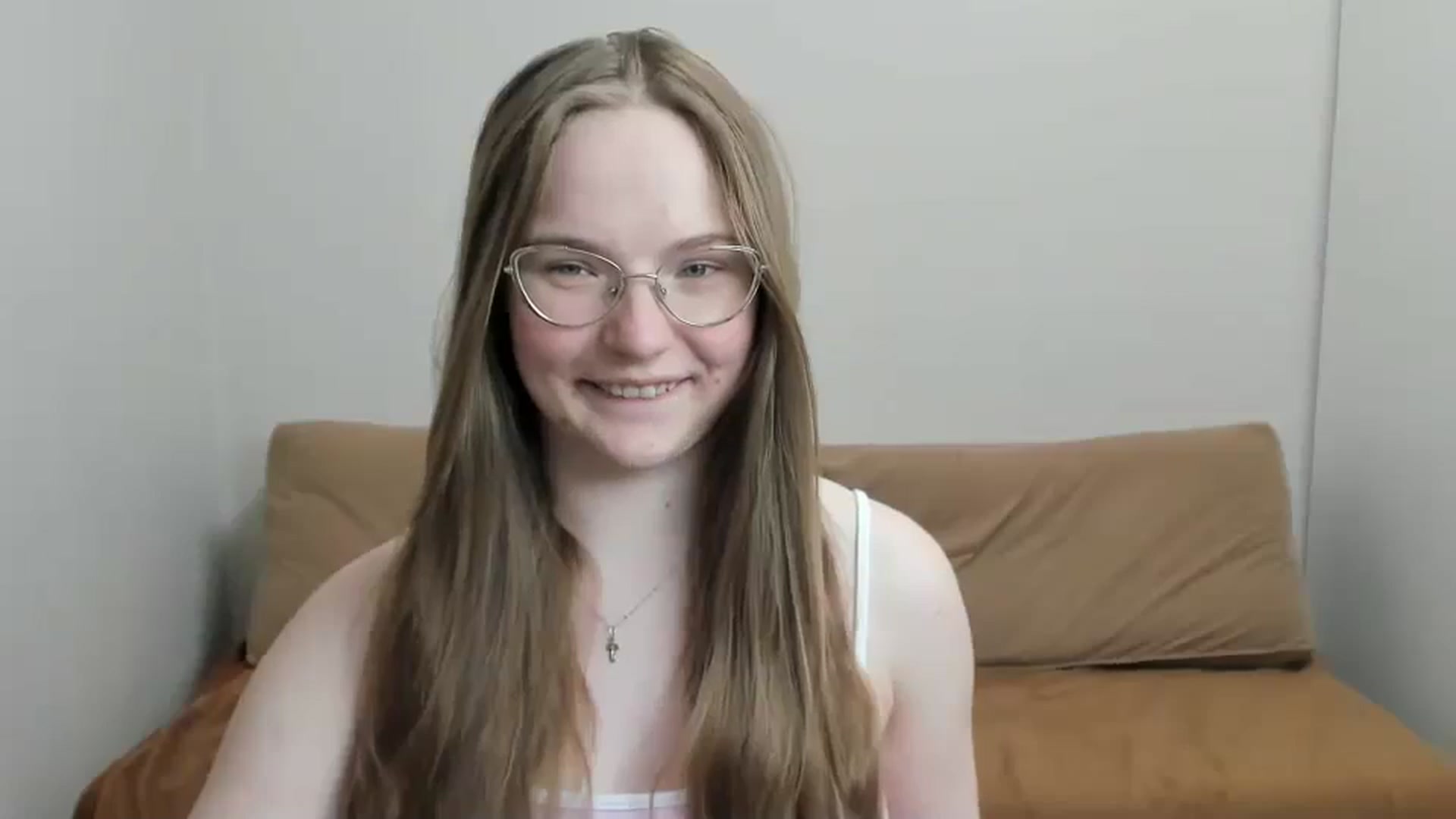 Gallery image thumbnail from Shy_Melany's myfreecams stream on, 04/10/2025, 18:21 image 19 of 20