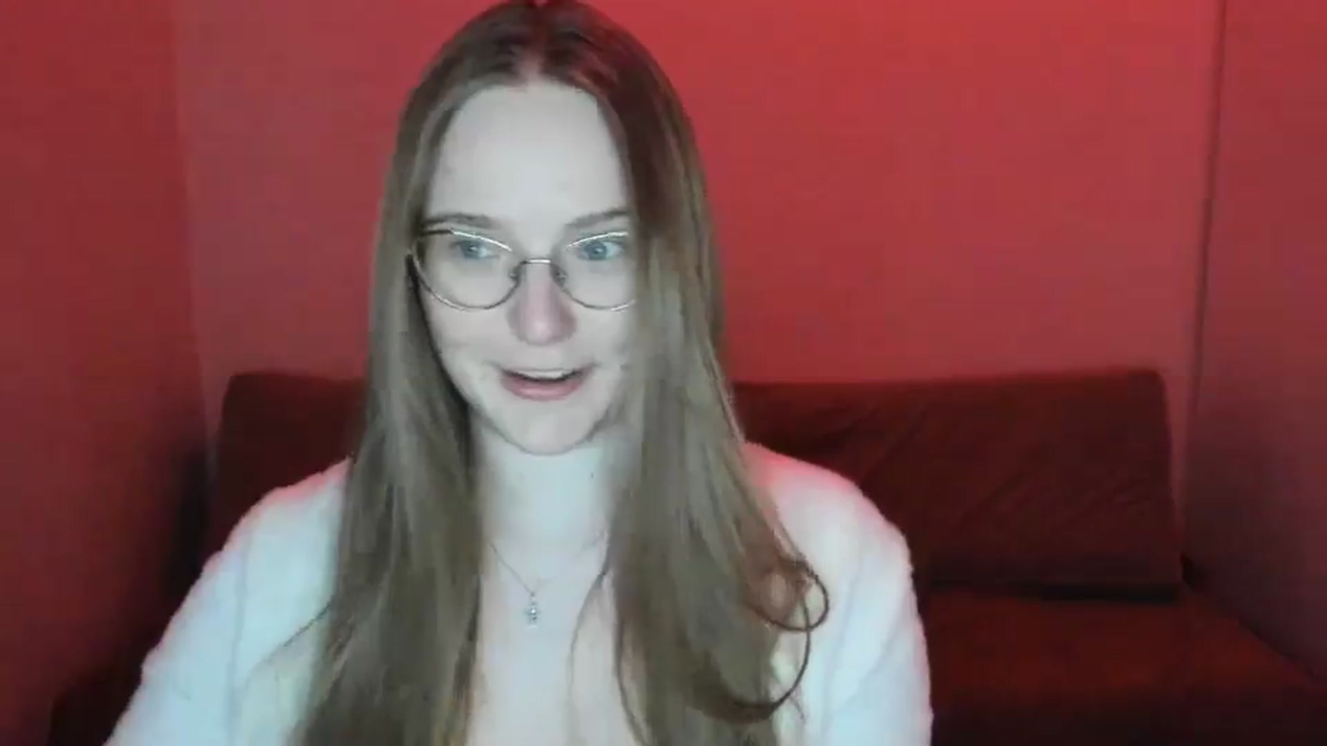 Gallery image thumbnail from Shy_Melany's myfreecams stream on, 04/12/2025, 20:27 image 10 of 20