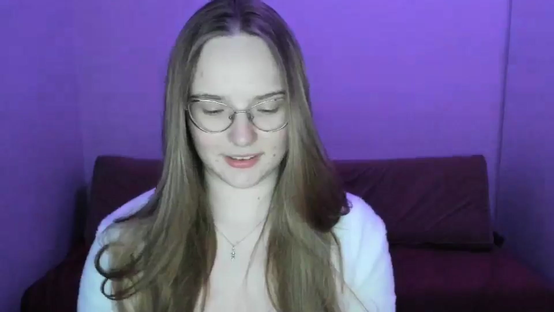 Gallery image thumbnail from Shy_Melany's myfreecams stream on, 04/12/2025, 20:27 image 9 of 20