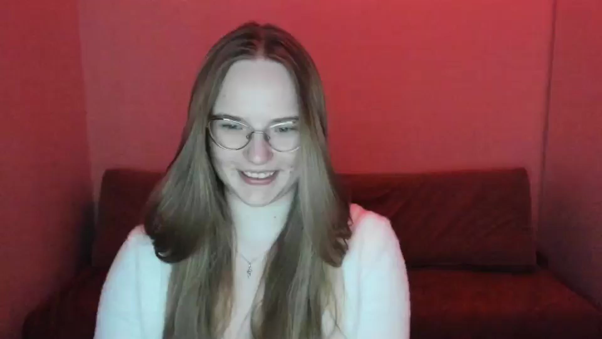 Gallery image thumbnail from Shy_Melany's myfreecams stream on, 04/12/2025, 20:27 image 19 of 20