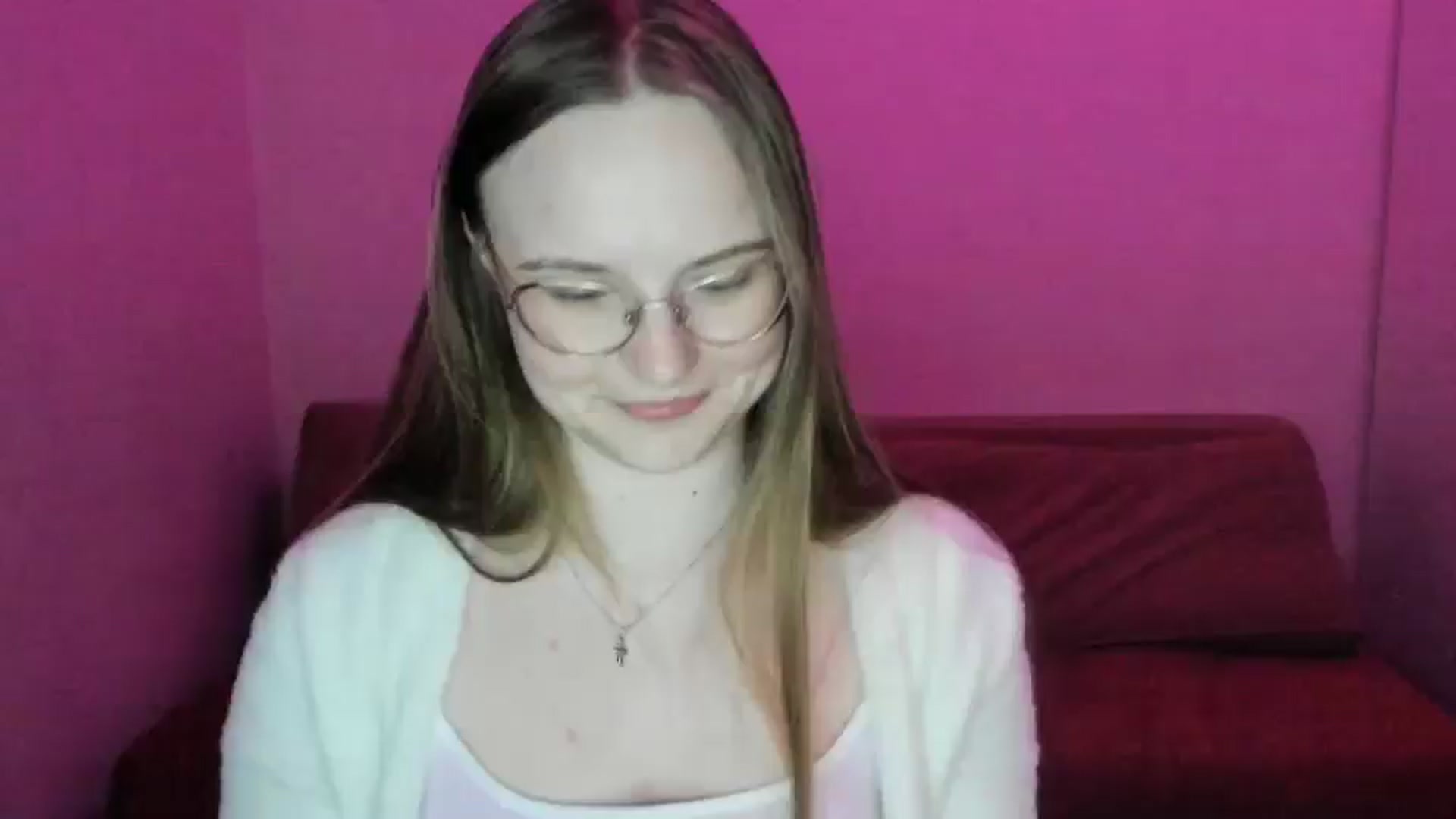 Gallery image thumbnail from Shy_Melany's myfreecams stream on, 04/14/2025, 19:24 image 19 of 20