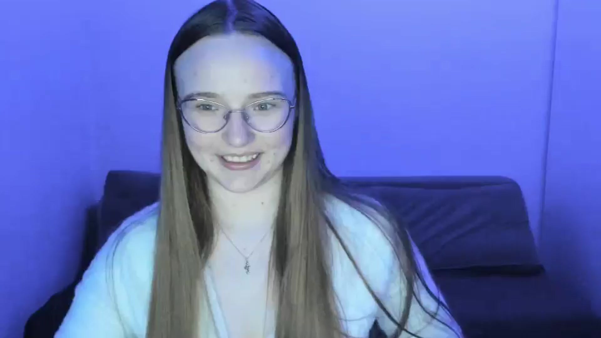 Gallery image thumbnail from Shy_Melany's myfreecams stream on, 04/14/2025, 22:31 image 18 of 20