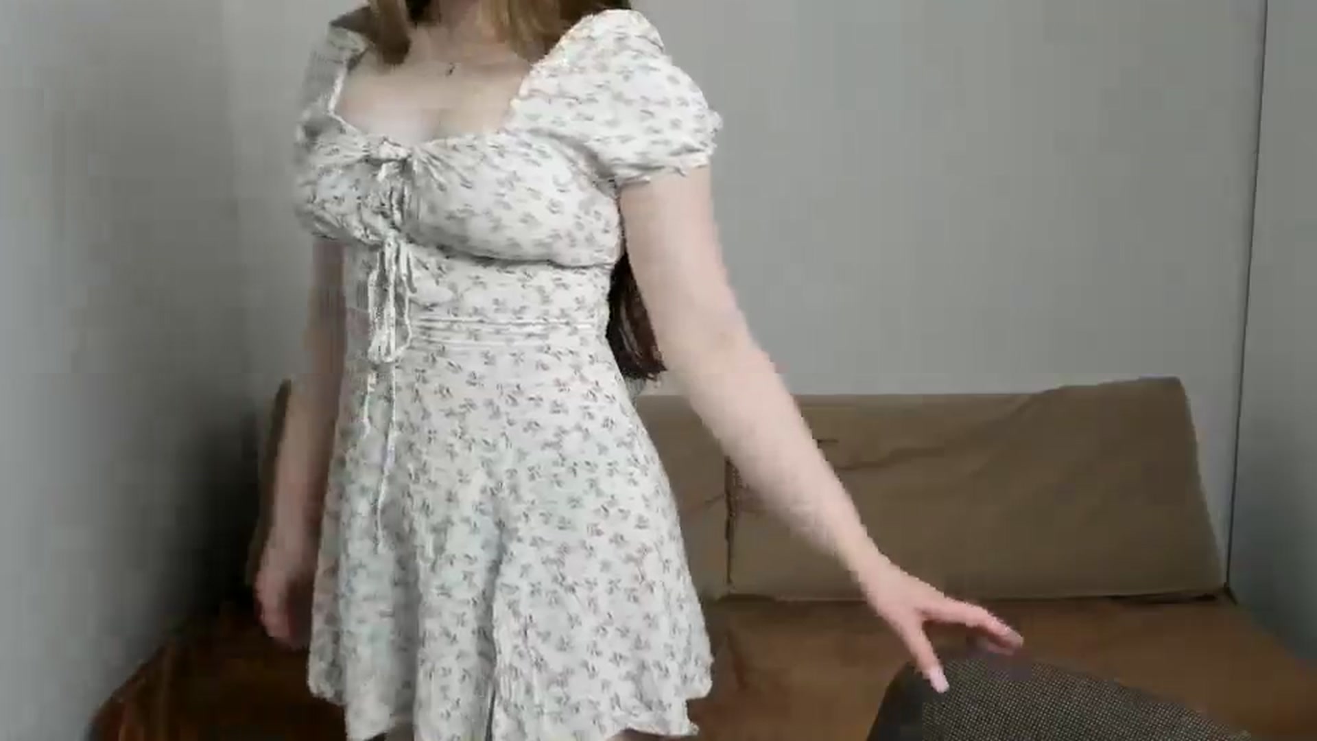 Gallery image thumbnail from Shy_Melany's myfreecams stream on, 04/19/2025, 22:26 image 11 of 20